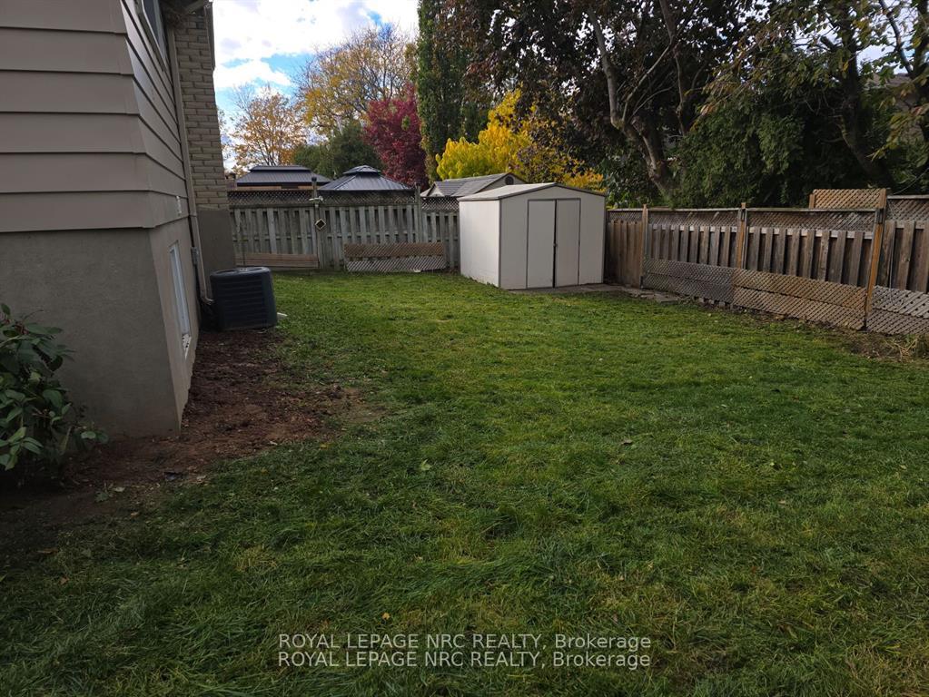Photo 23 of 7 Blue Spruce Court, St. Catharines, Lakeport — HOMEH