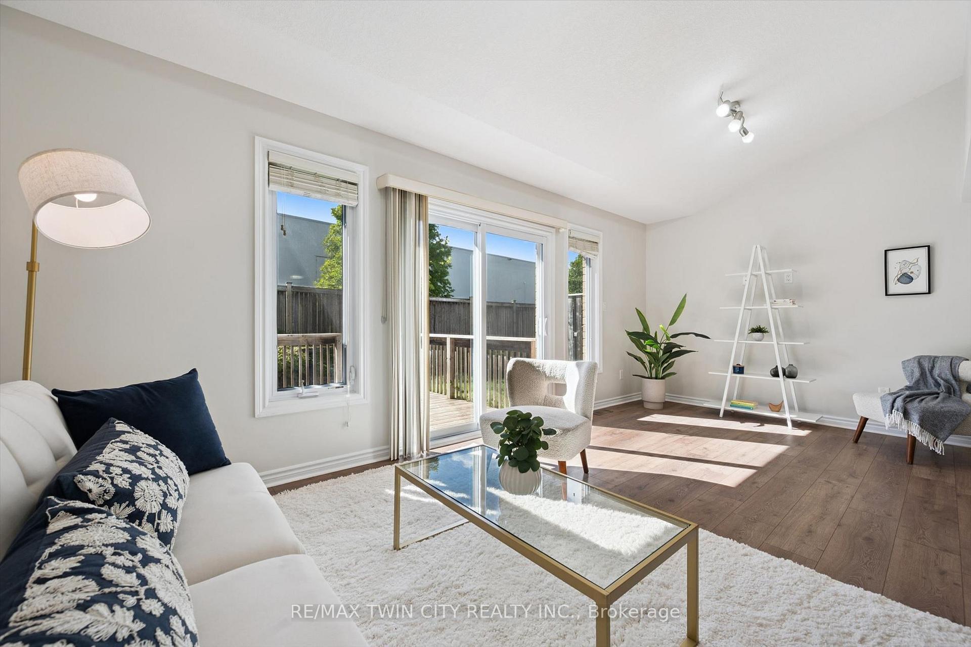 Photo 8 of Unit 24, 555 Chablis Drive, Waterloo, Beechwood West — HOMEH