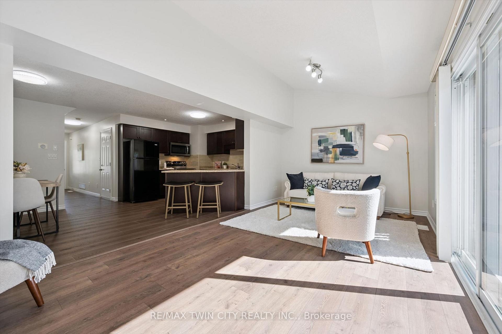 Photo 9 of Unit 24, 555 Chablis Drive, Waterloo, Beechwood West — HOMEH
