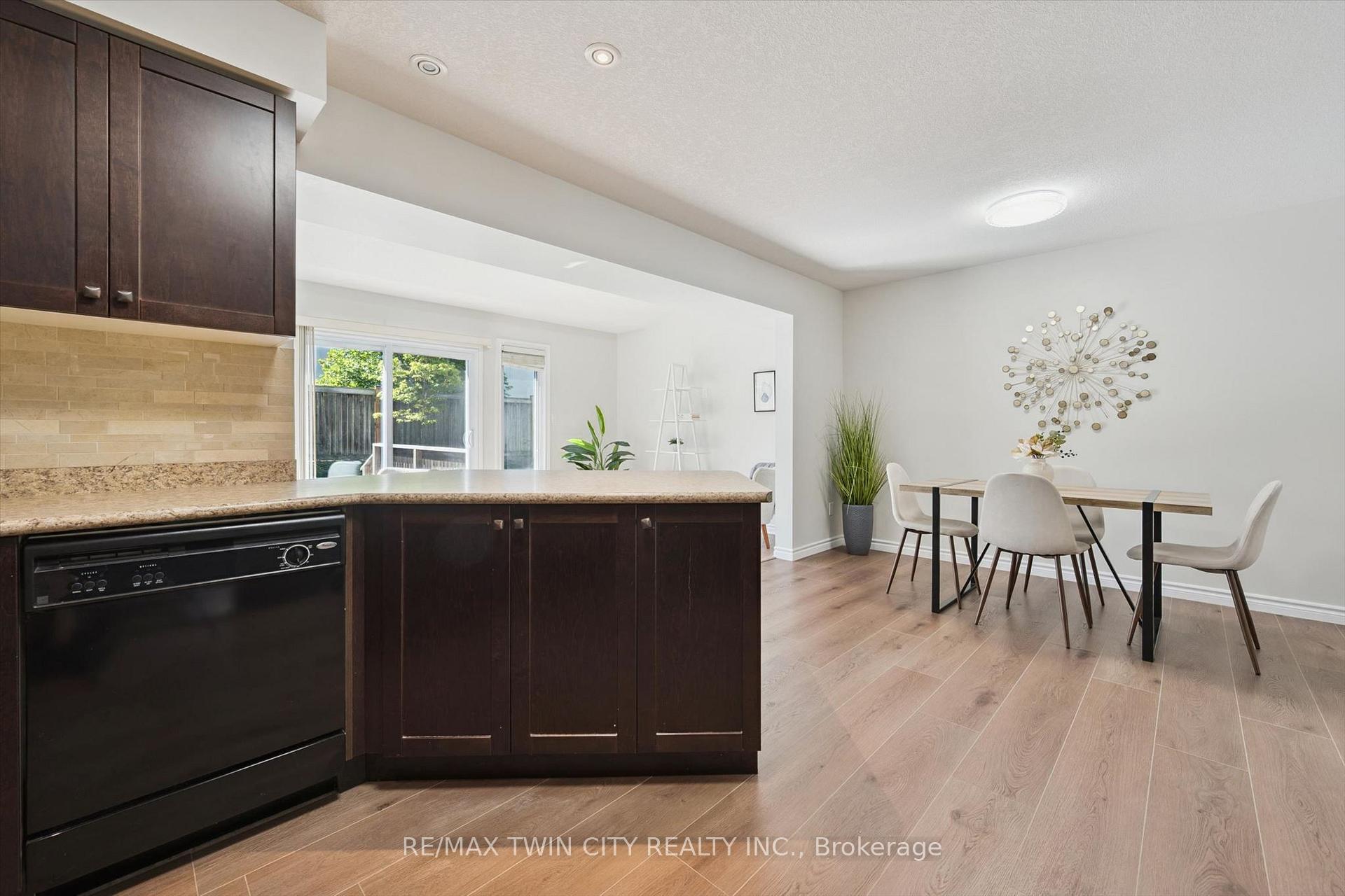 Photo 13 of Unit 24, 555 Chablis Drive, Waterloo, Beechwood West — HOMEH