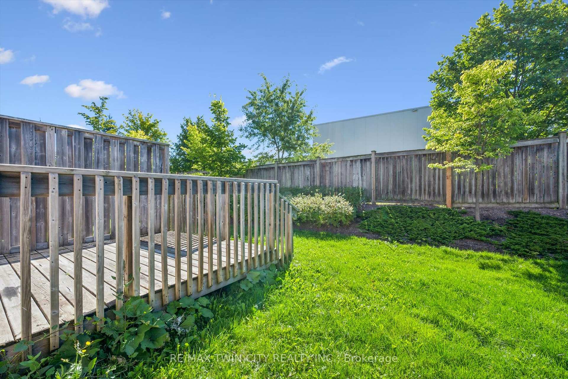 Photo 28 of Unit 24, 555 Chablis Drive, Waterloo, Beechwood West — HOMEH