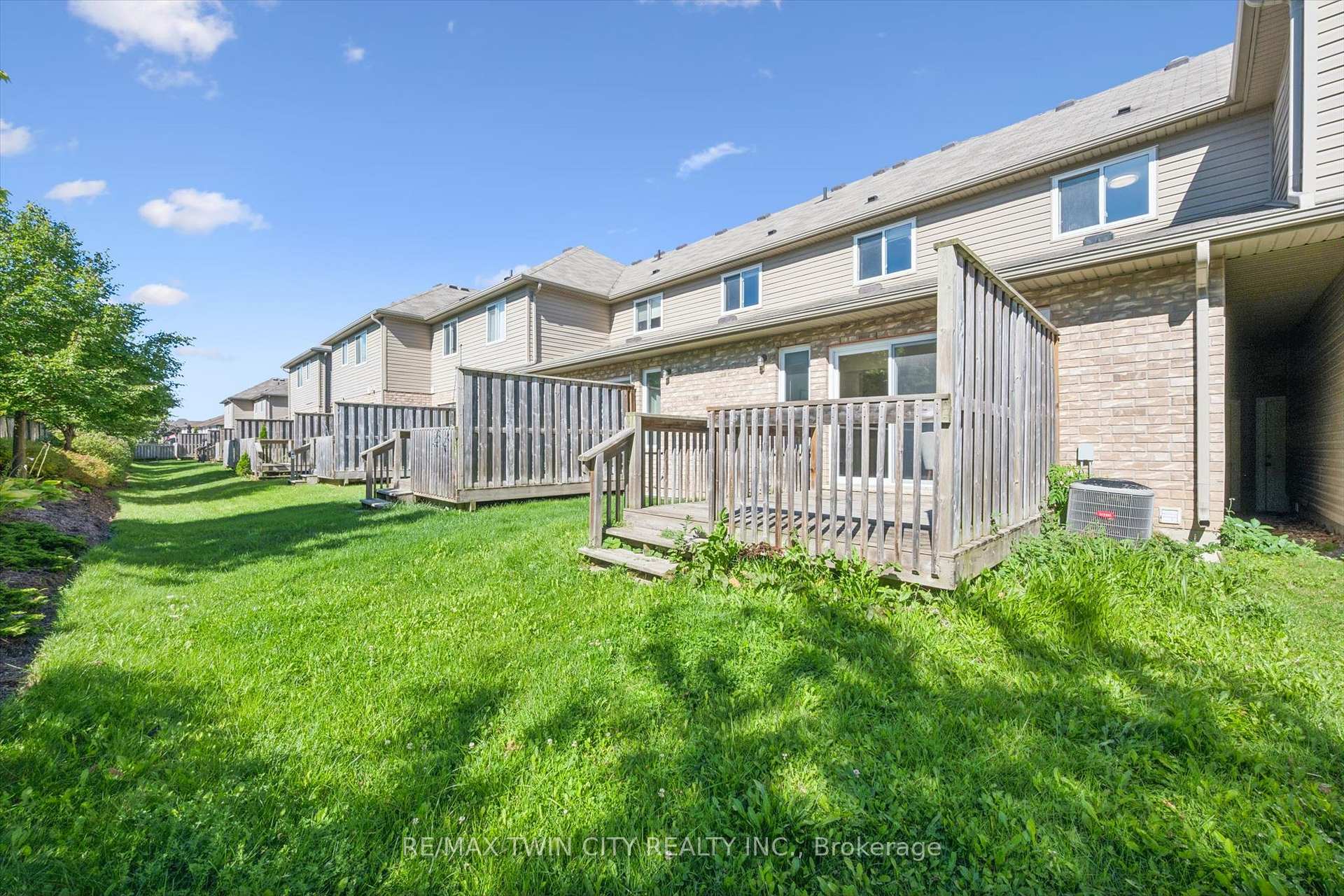 Photo 29 of Unit 24, 555 Chablis Drive, Waterloo, Beechwood West — HOMEH