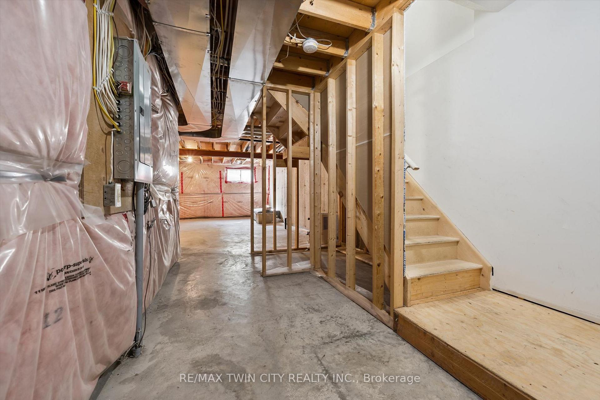 Photo 32 of Unit 24, 555 Chablis Drive, Waterloo, Beechwood West — HOMEH