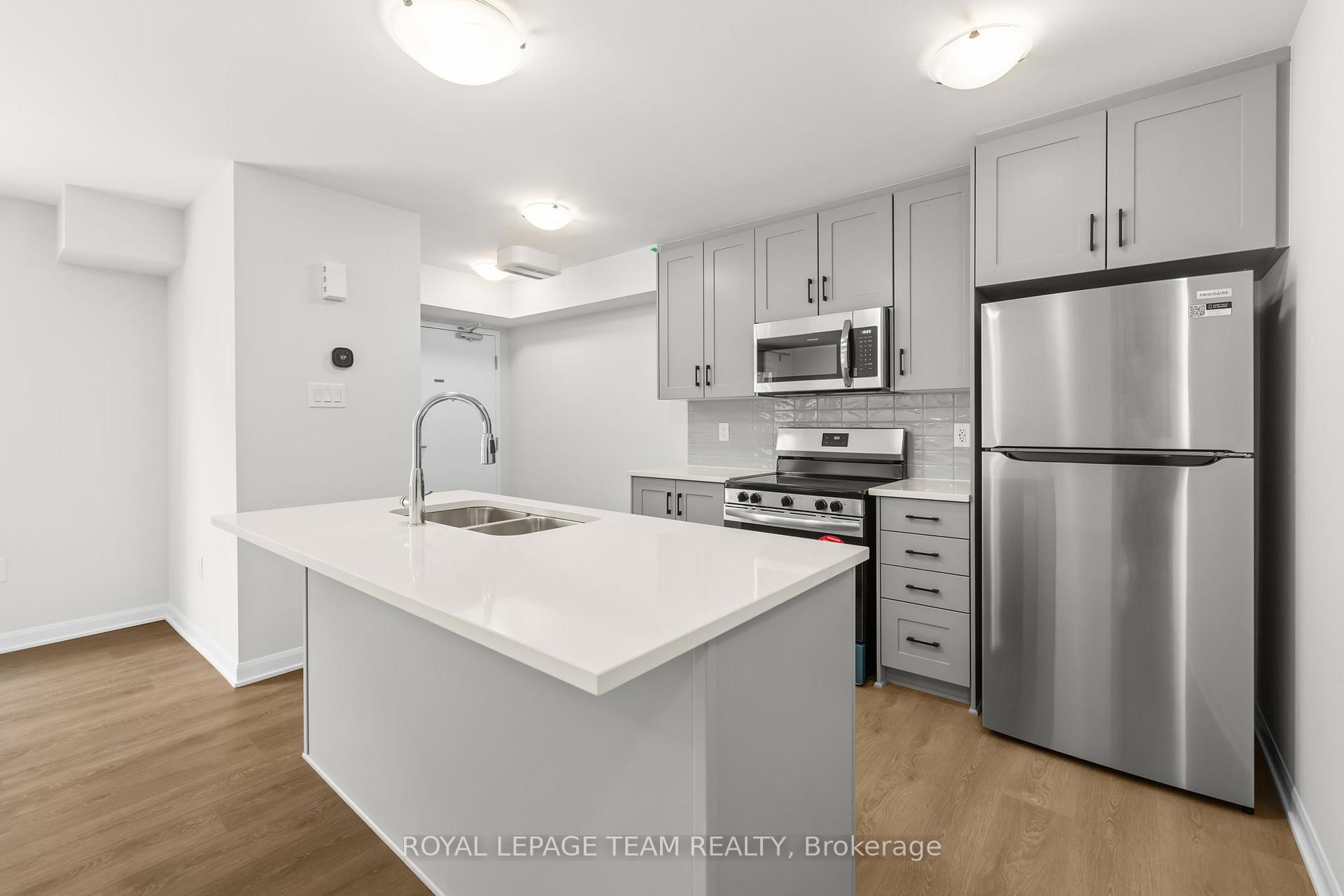 Photo 9 of 1108 Creekway Private, Ottawa, Kanata - Kanata Lakes/Heritage Hills — HOMEH
