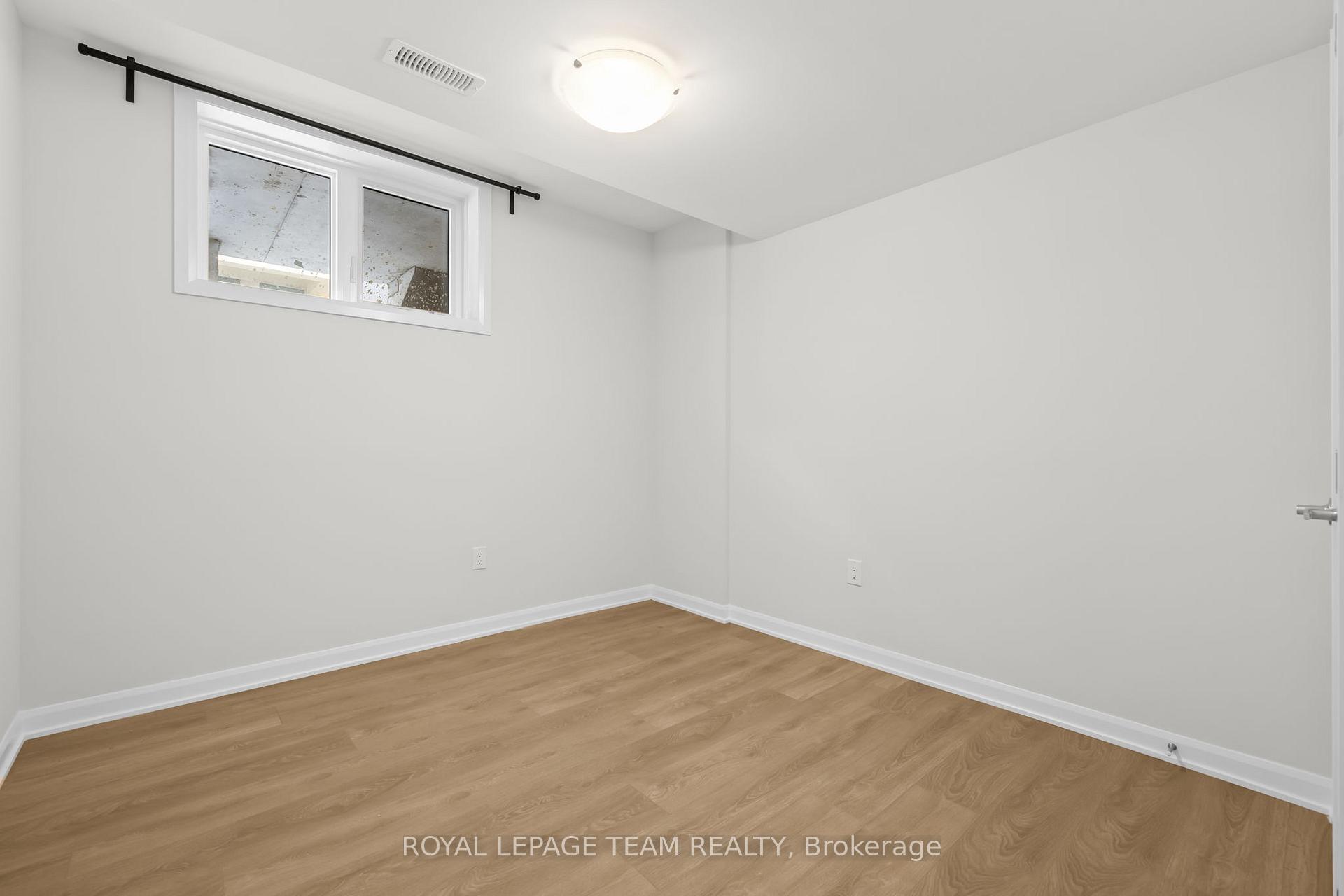 Photo 15 of 1108 Creekway Private, Ottawa, Kanata - Kanata Lakes/Heritage Hills — HOMEH