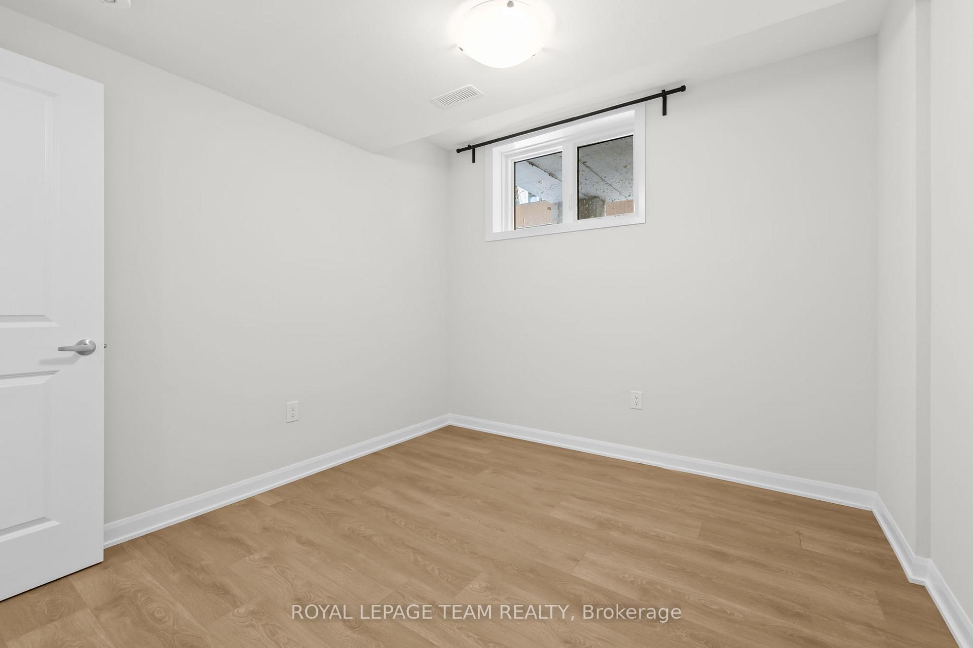 Photo 16 of 1108 Creekway Private, Ottawa, Kanata - Kanata Lakes/Heritage Hills — HOMEH