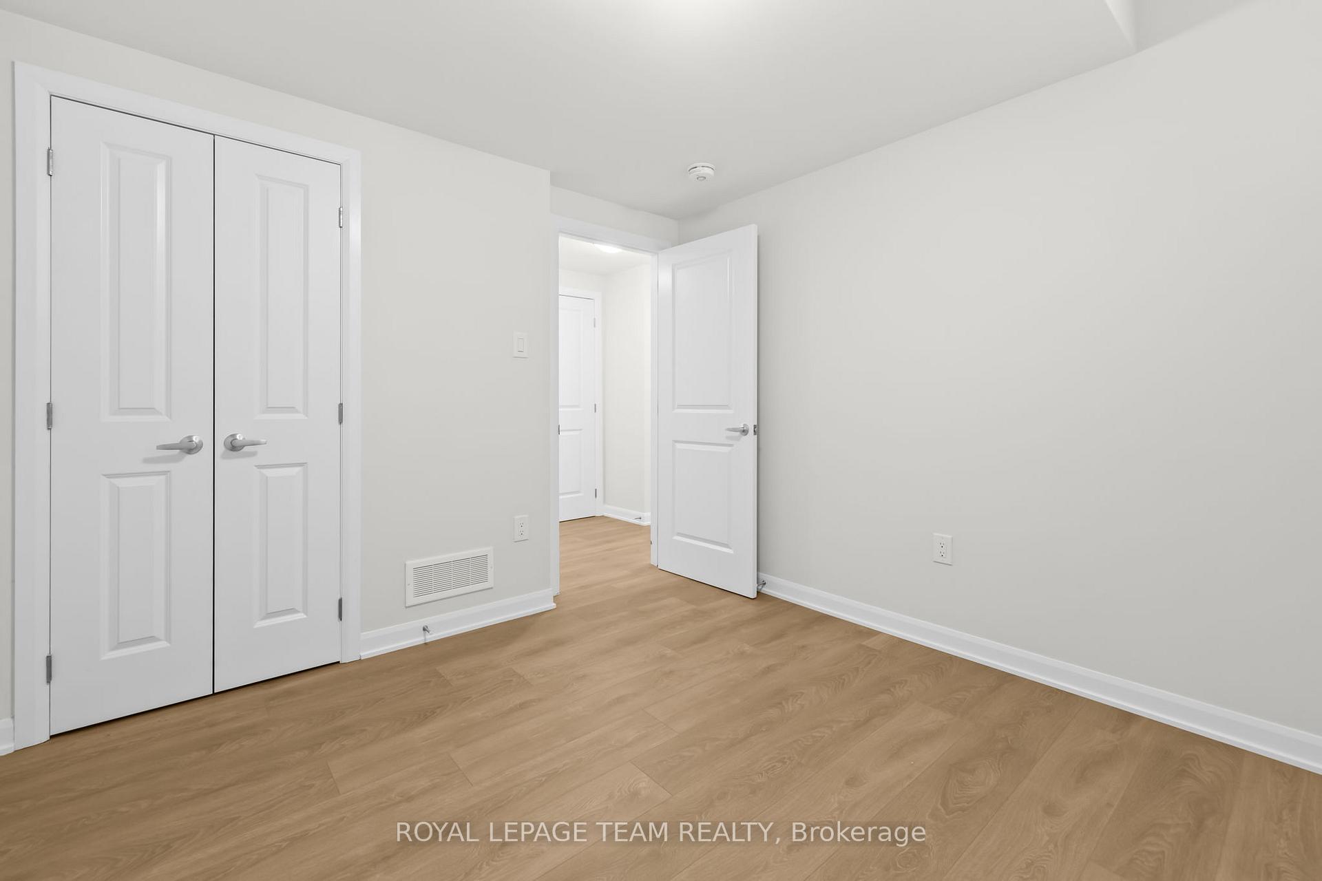 Photo 17 of 1108 Creekway Private, Ottawa, Kanata - Kanata Lakes/Heritage Hills — HOMEH
