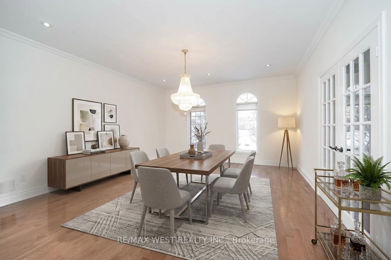Photo 6 of 81 Woodview Drive, Pickering, Rougemount — HOMEH