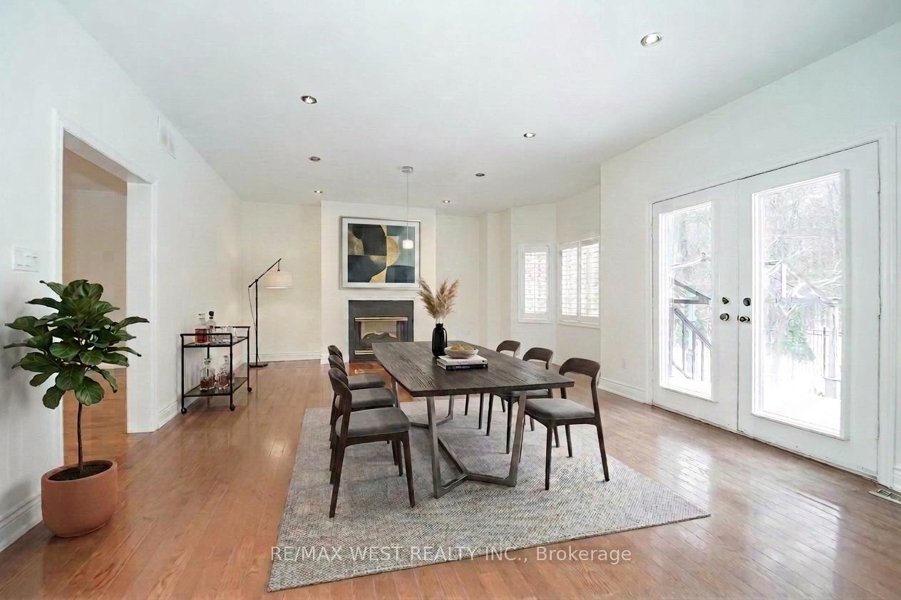 Photo 9 of 81 Woodview Drive, Pickering, Rougemount — HOMEH