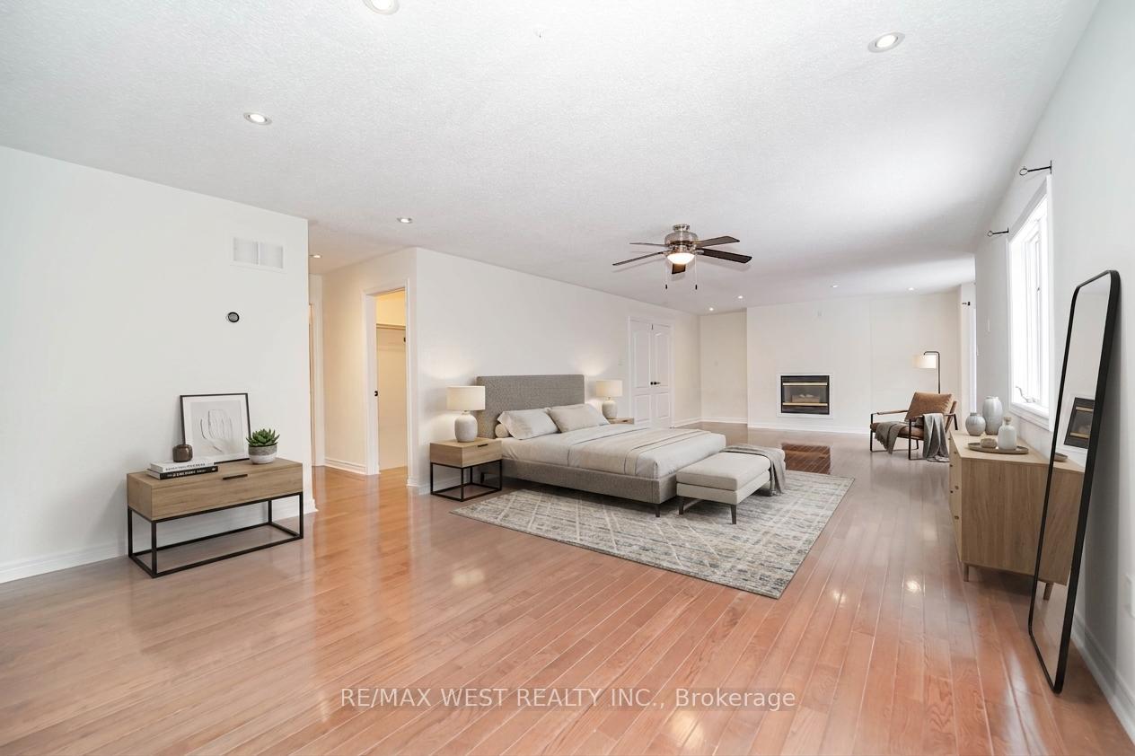 Photo 13 of 81 Woodview Drive, Pickering, Rougemount — HOMEH