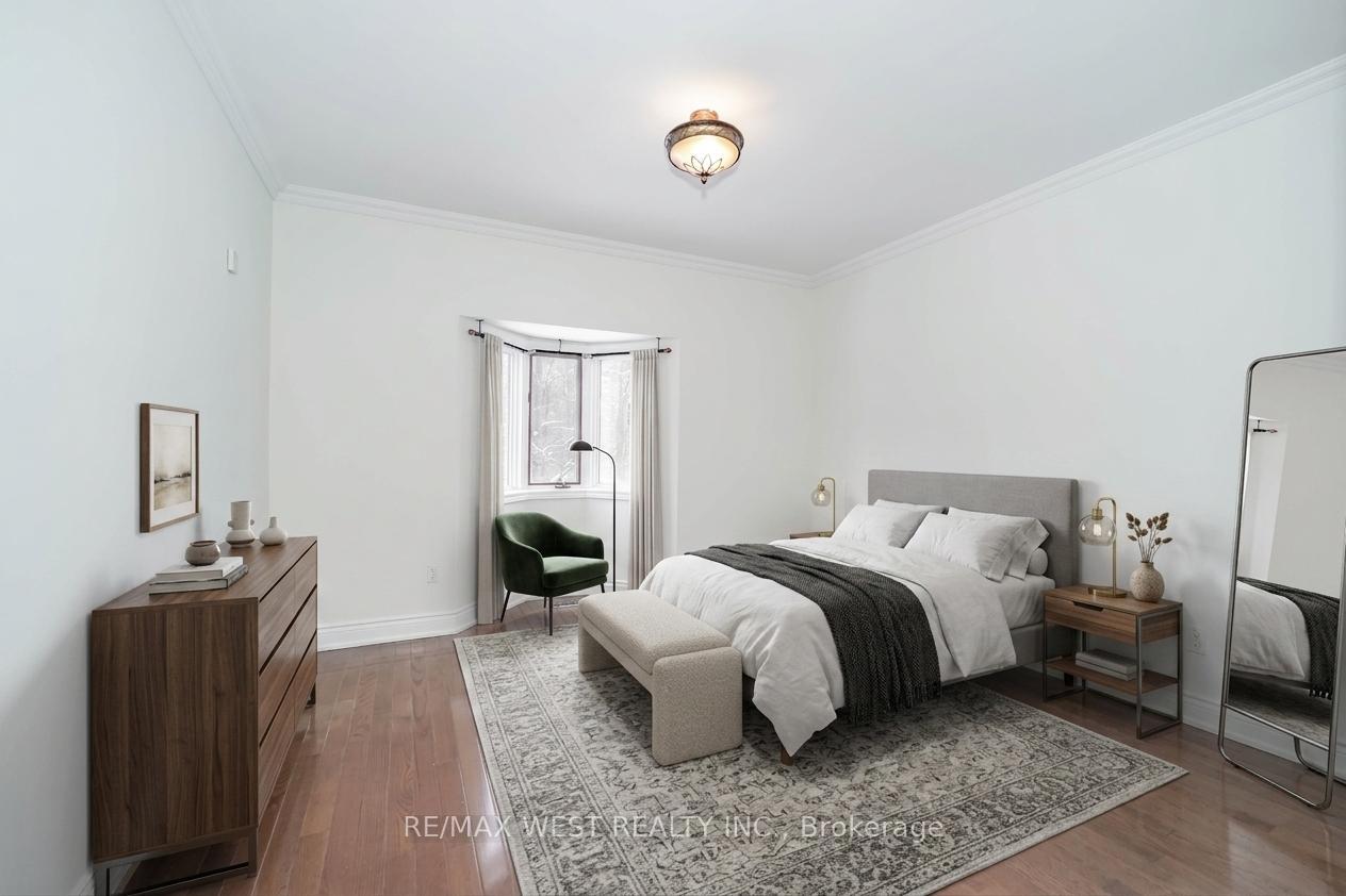 Photo 16 of 81 Woodview Drive, Pickering, Rougemount — HOMEH