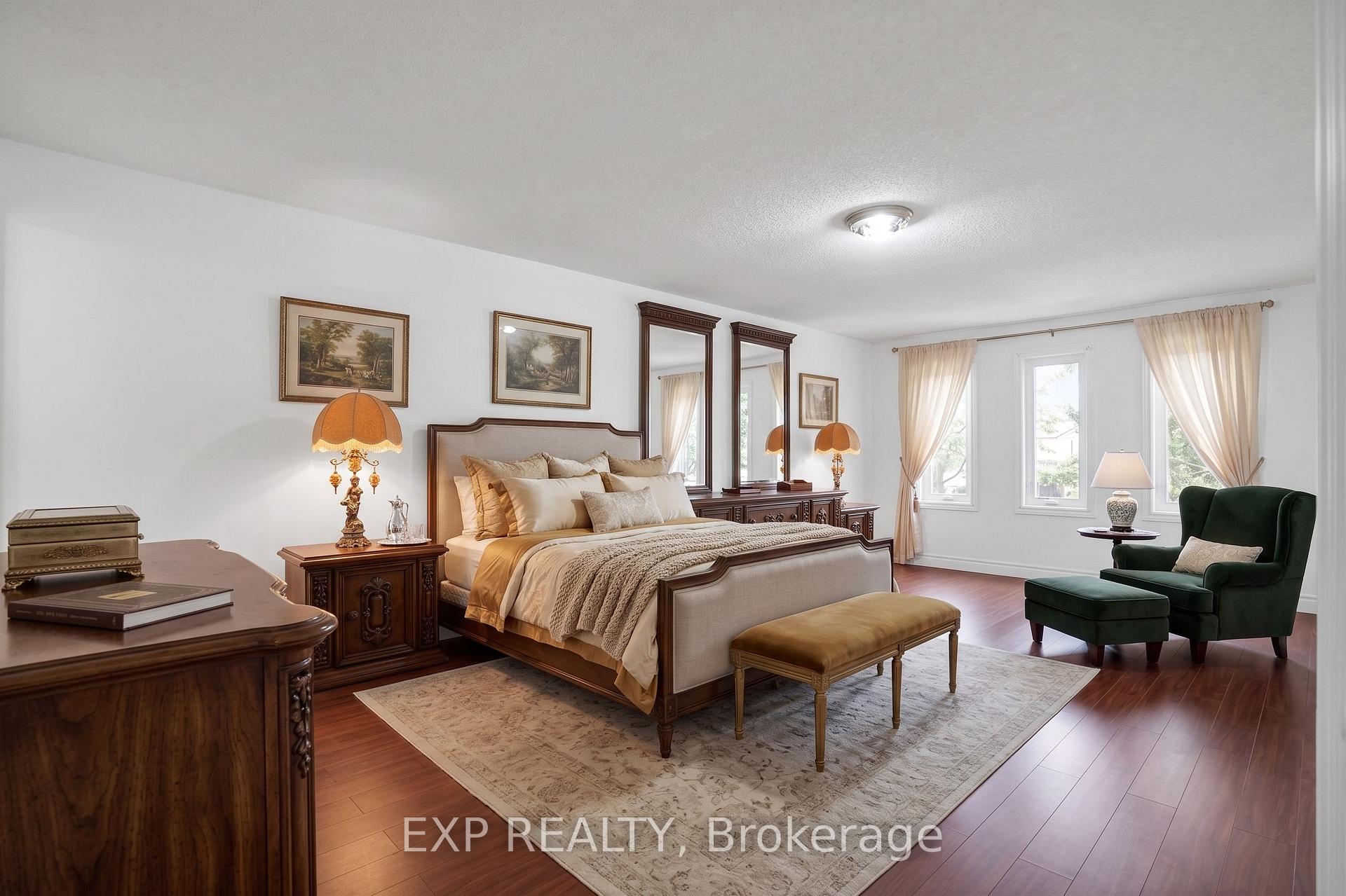 Photo 19 of 271 Murray Street, Brampton, Brampton West — HOMEH
