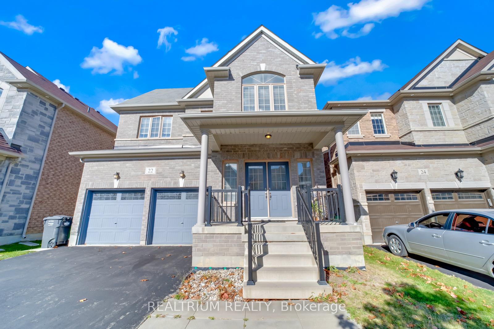 Photo 4 of 22 Clockwork Drive, Brampton, Northwest Brampton — HOMEH