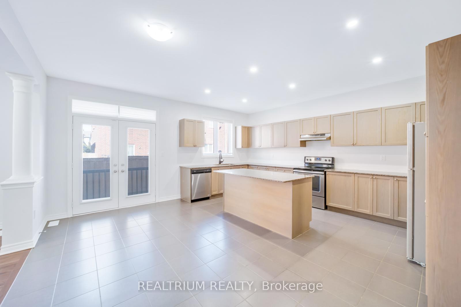 Photo 11 of 22 Clockwork Drive, Brampton, Northwest Brampton — HOMEH
