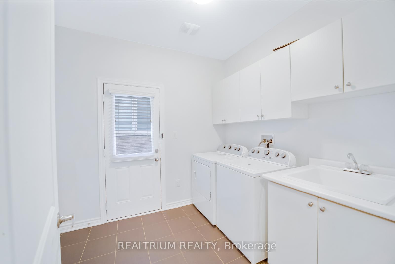 Photo 16 of 22 Clockwork Drive, Brampton, Northwest Brampton — HOMEH