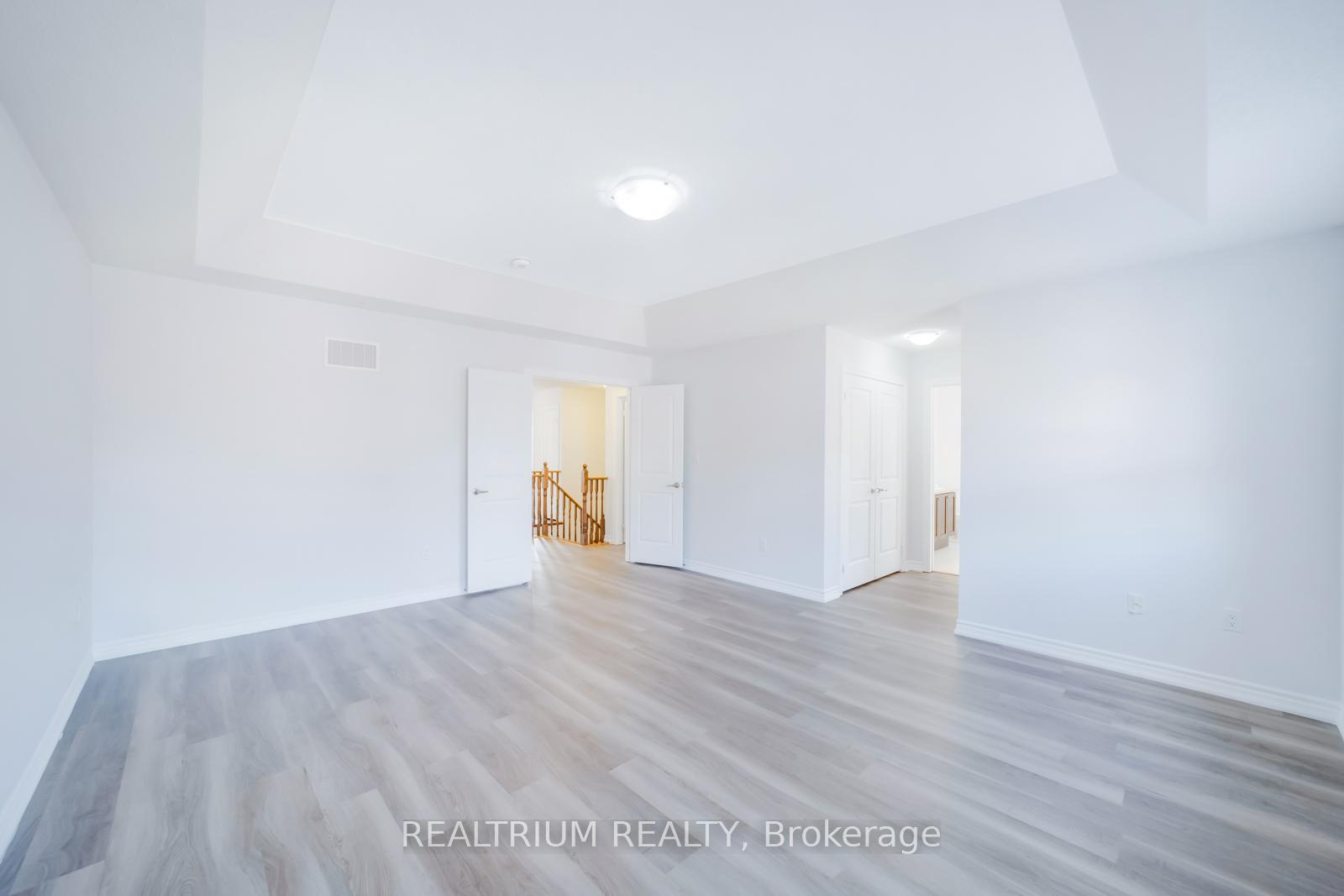 Photo 23 of 22 Clockwork Drive, Brampton, Northwest Brampton — HOMEH