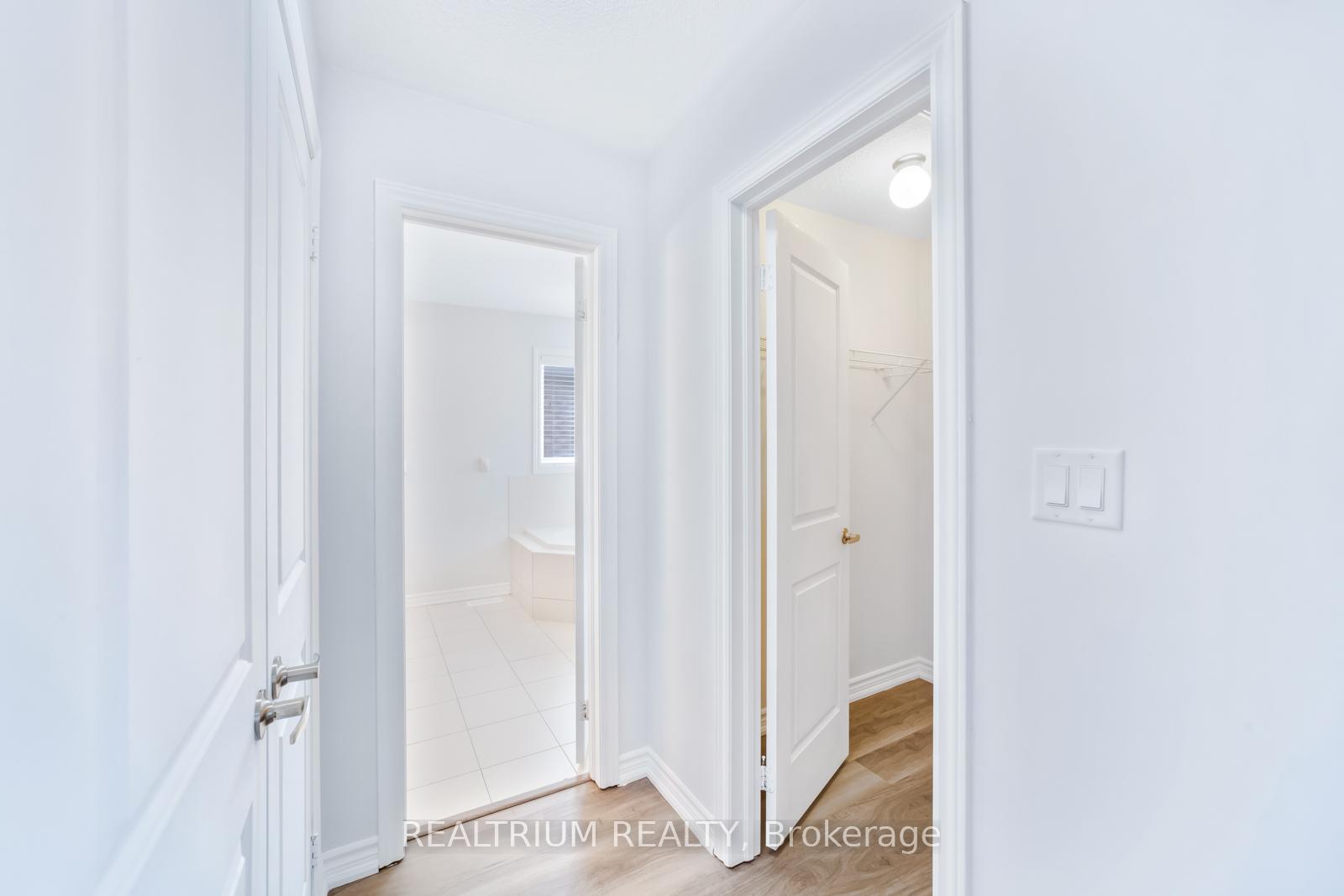 Photo 24 of 22 Clockwork Drive, Brampton, Northwest Brampton — HOMEH