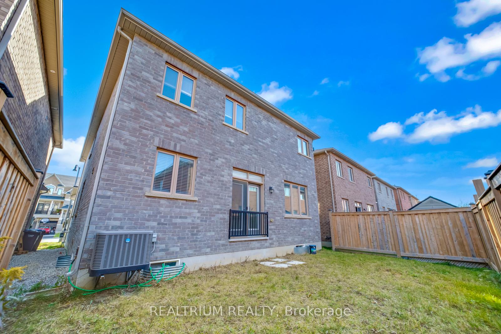 Photo 45 of 22 Clockwork Drive, Brampton, Northwest Brampton — HOMEH