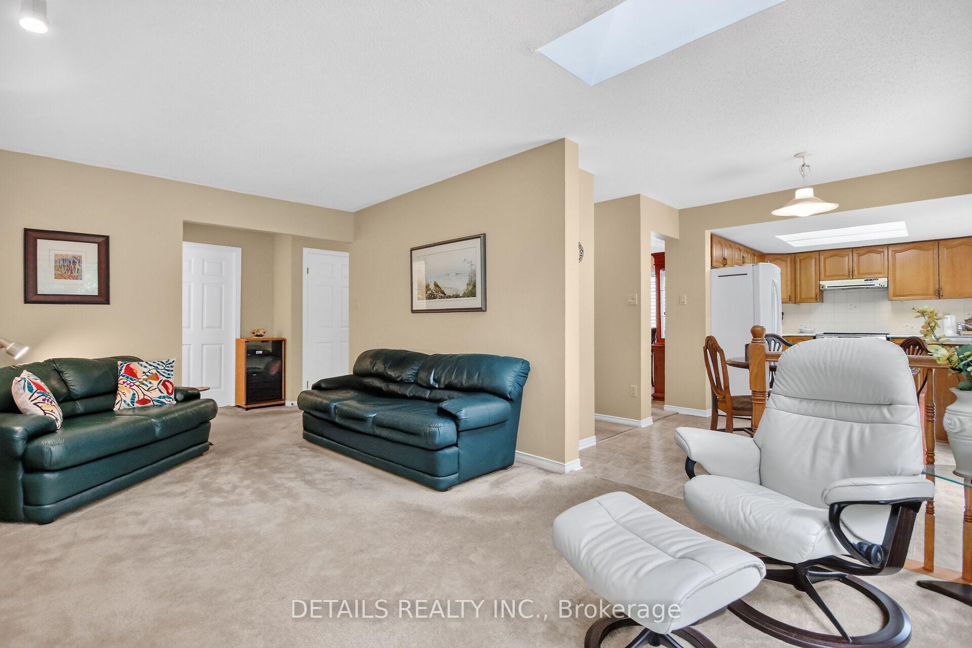 Photo 12 of 15 Conant Place, Ottawa, Kanata - Katimavik — HOMEH