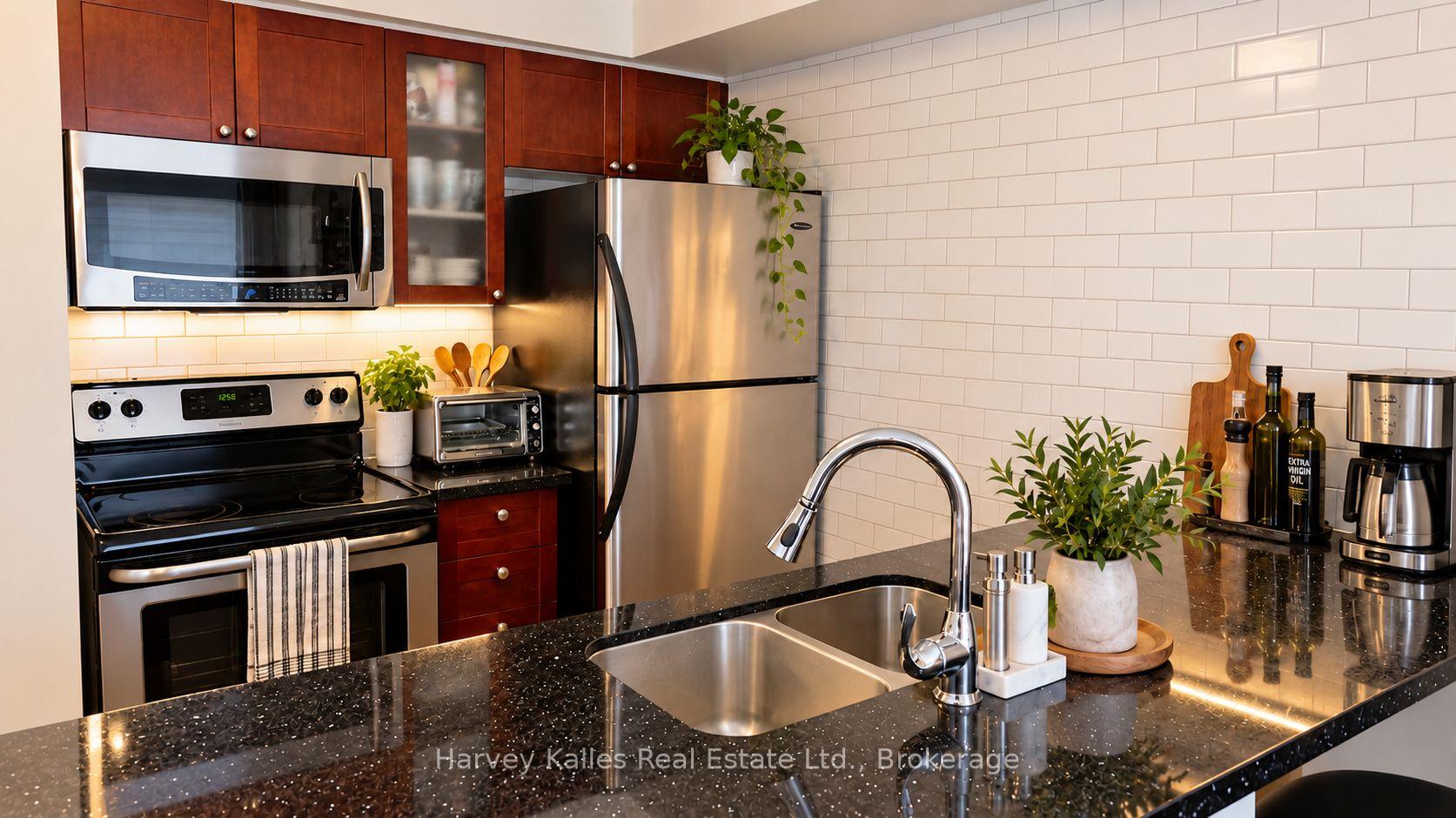Photo 7 of Unit 912, 50 Western Battery Road, Toronto, Niagara — HOMEH