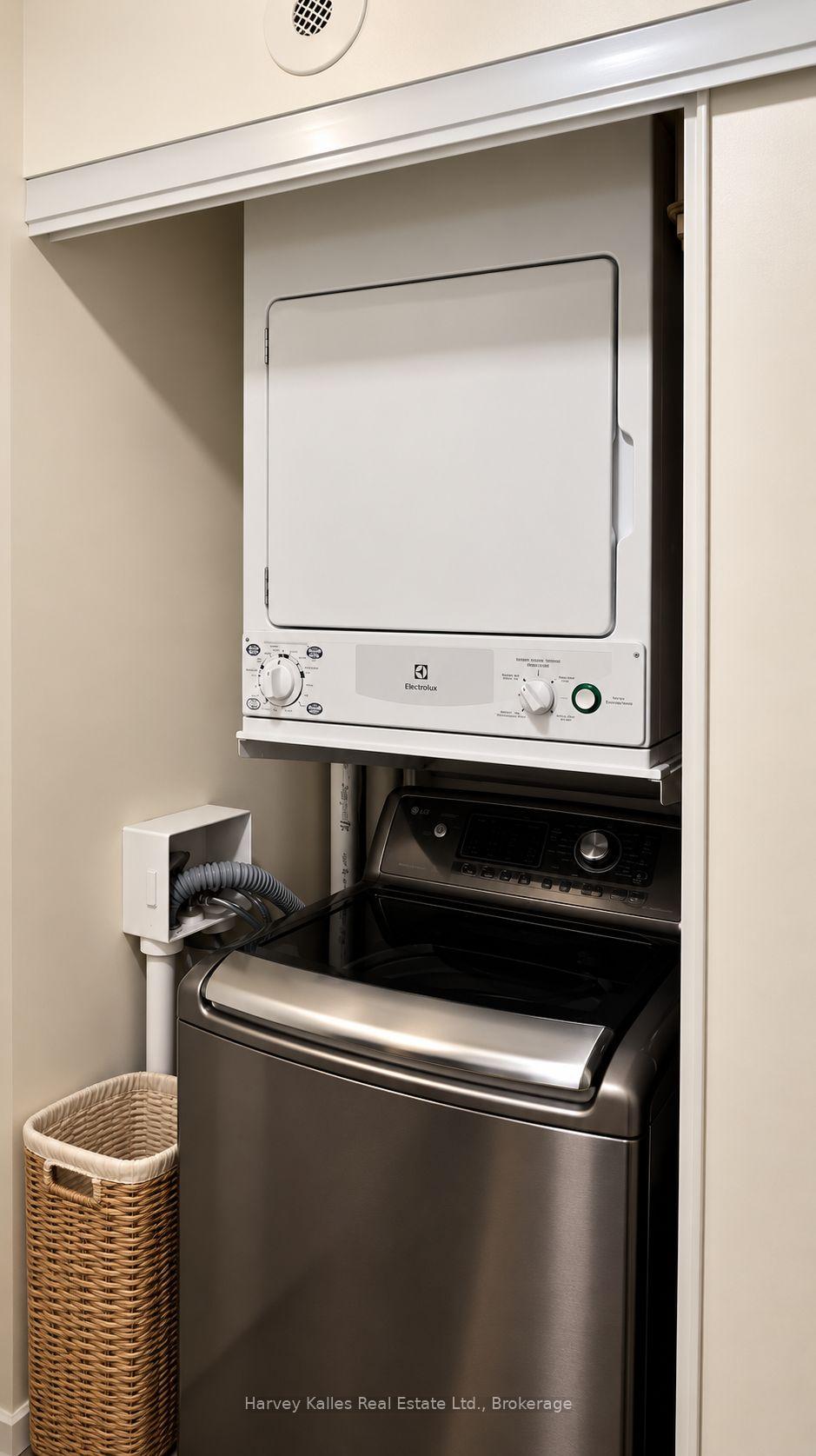Photo 15 of Unit 912, 50 Western Battery Road, Toronto, Niagara — HOMEH