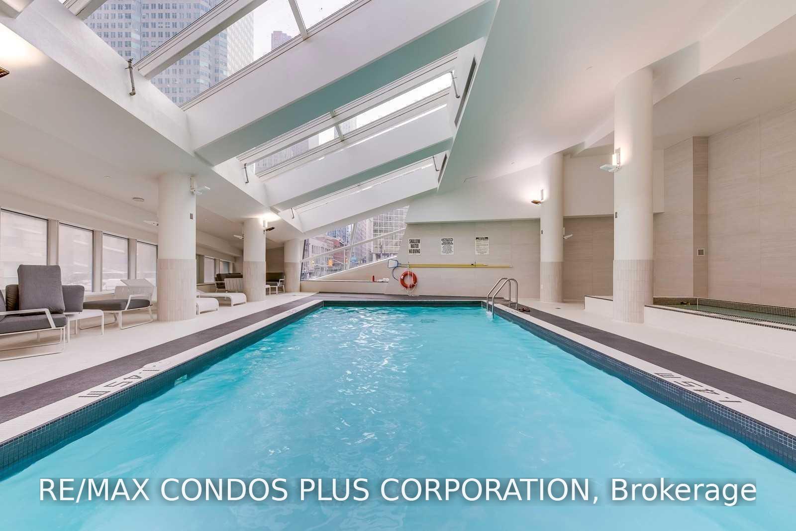 Photo 12 of Unit 1906, 8 The Esplanade, Toronto, Waterfront Communities — HOMEH
