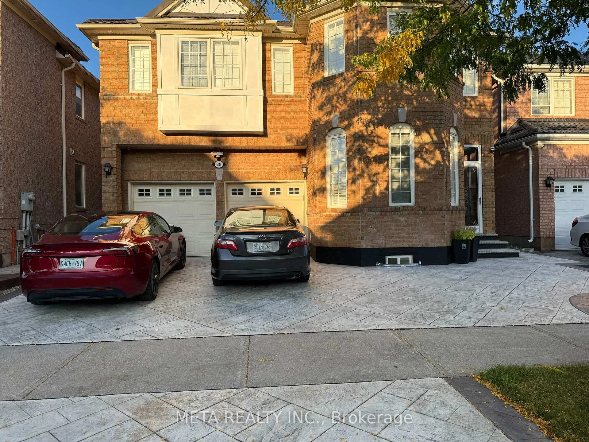 Photo 2 of 29 Bald Eagle Avenue, Scarborough, Rouge — HOMEH