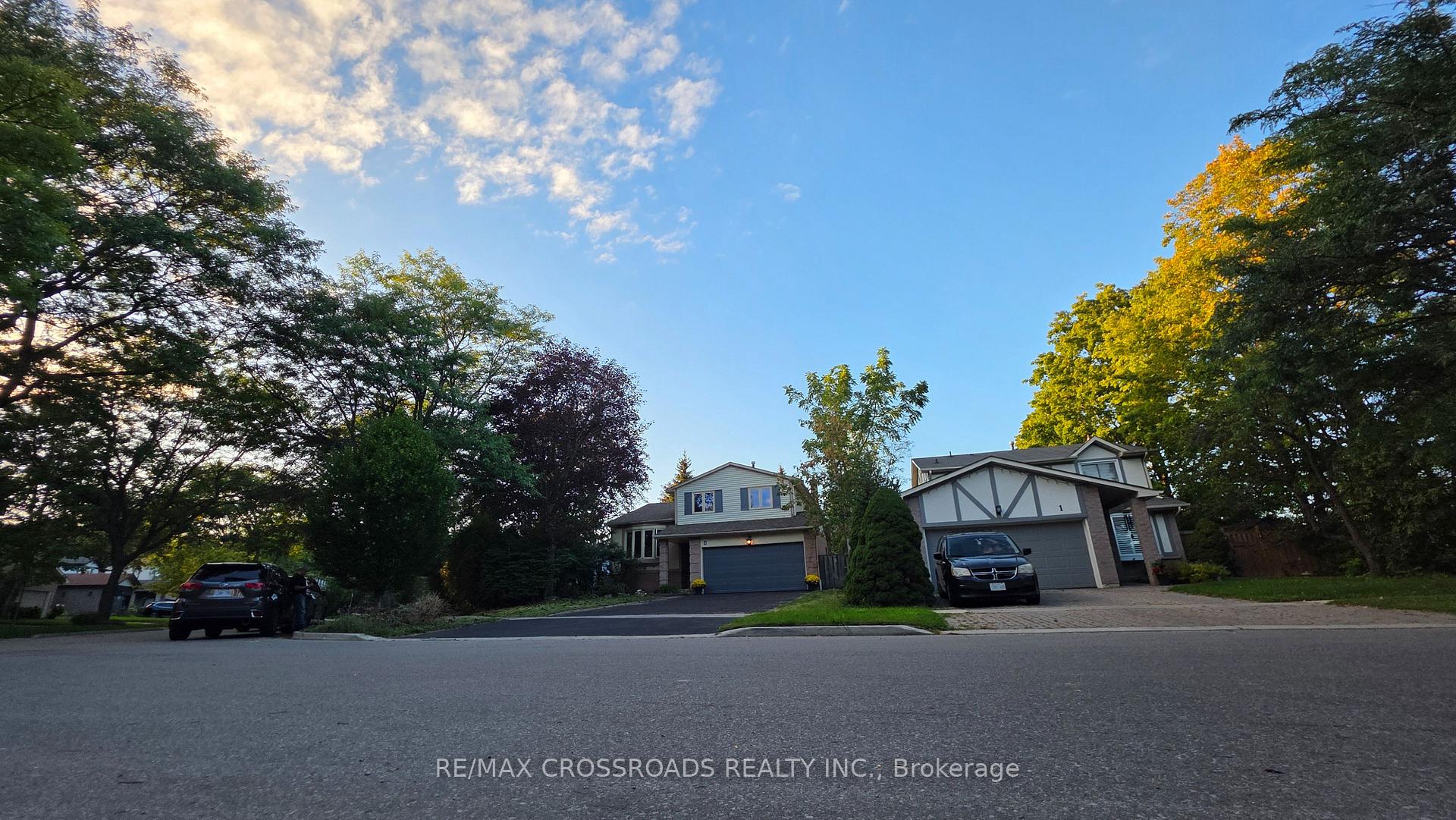 Photo 7 of 3 Cherrydale Court, Scarborough, Centennial Scarborough — HOMEH
