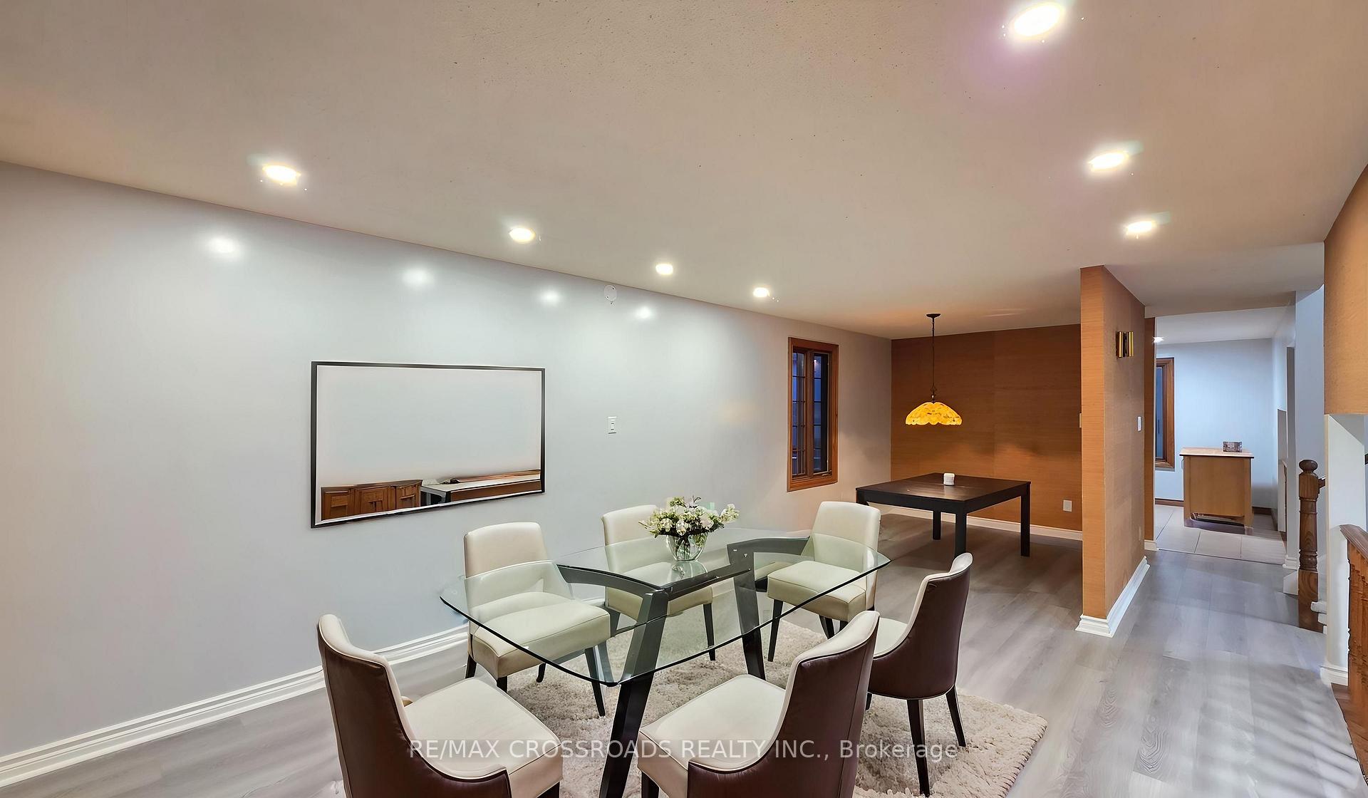 Photo 12 of 3 Cherrydale Court, Scarborough, Centennial Scarborough — HOMEH