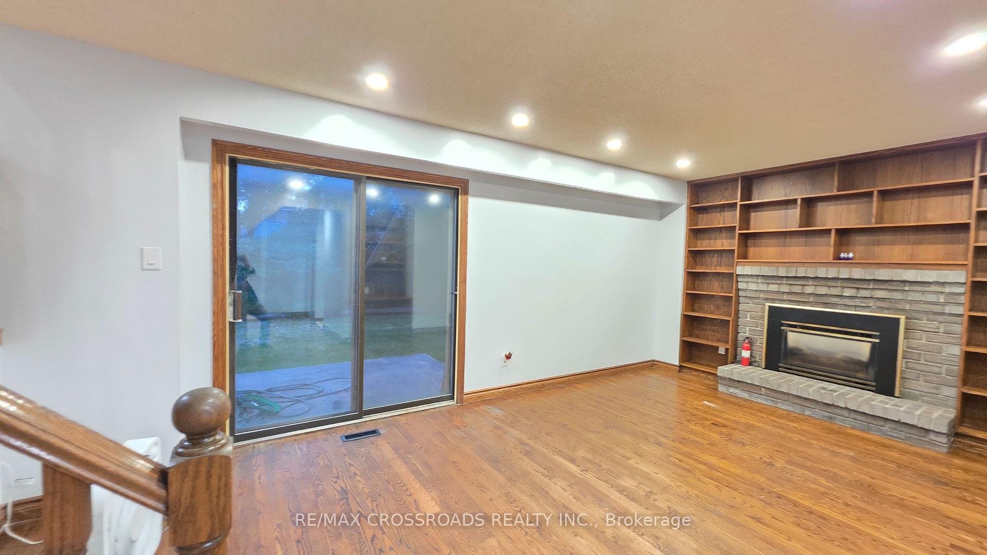 Photo 24 of 3 Cherrydale Court, Scarborough, Centennial Scarborough — HOMEH