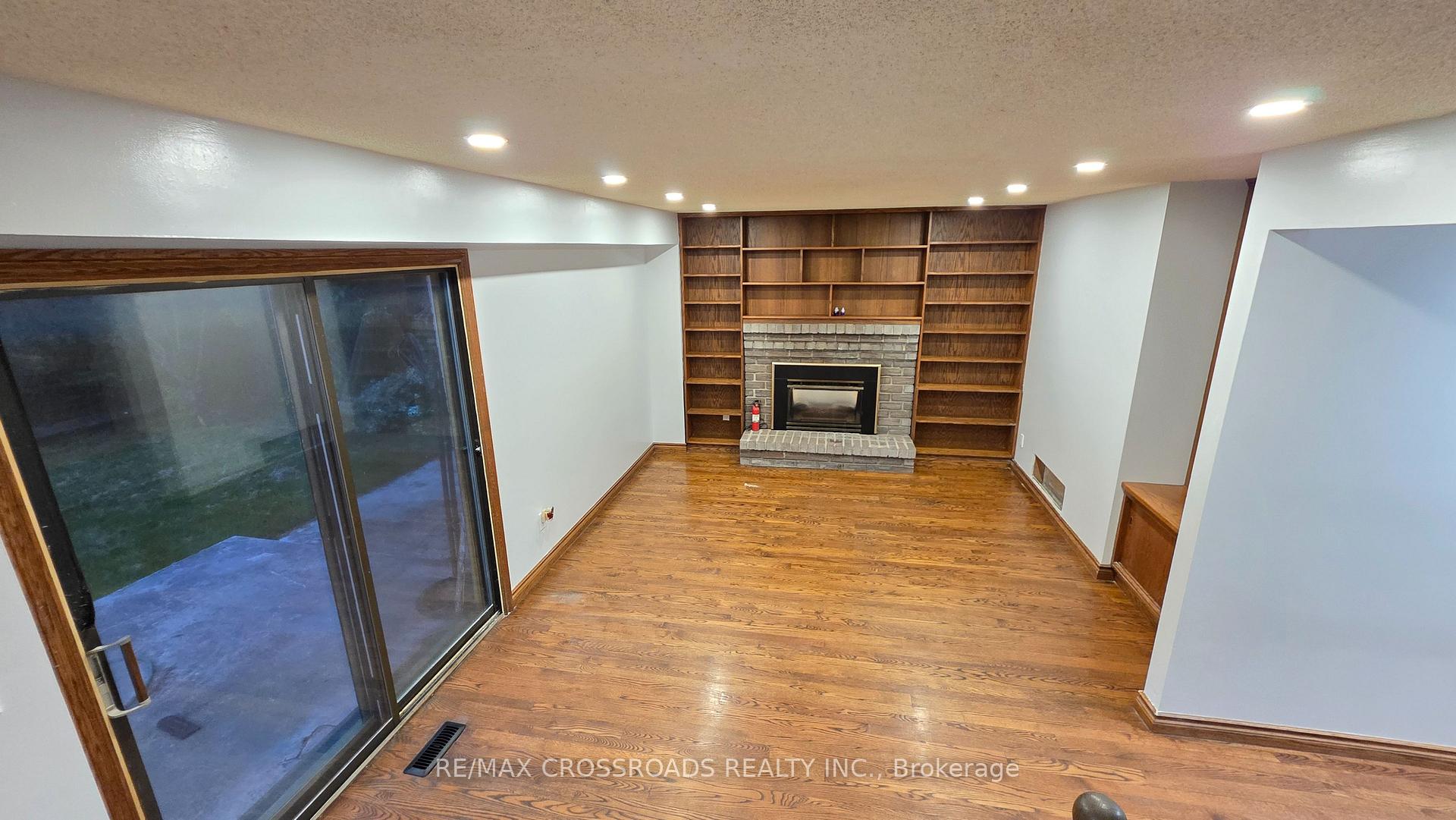 Photo 25 of 3 Cherrydale Court, Scarborough, Centennial Scarborough — HOMEH