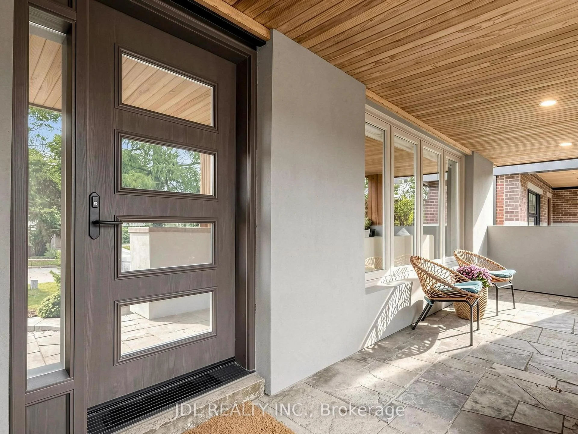 Photo 6 of 32 Ashmount Crescent, Etobicoke, Willowridge-Martingrove-Richview — HOMEH