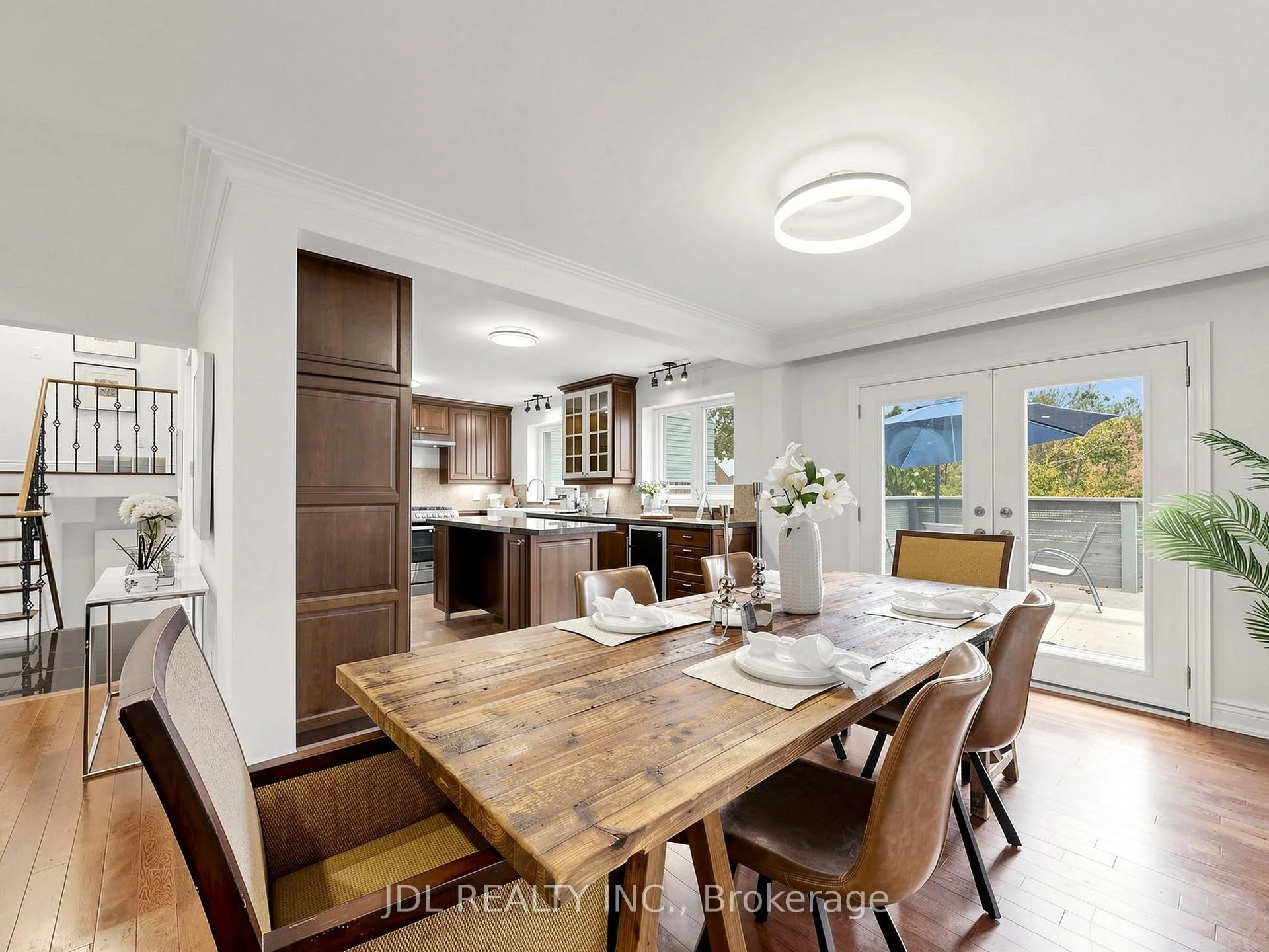 Photo 22 of 32 Ashmount Crescent, Etobicoke, Willowridge-Martingrove-Richview — HOMEH