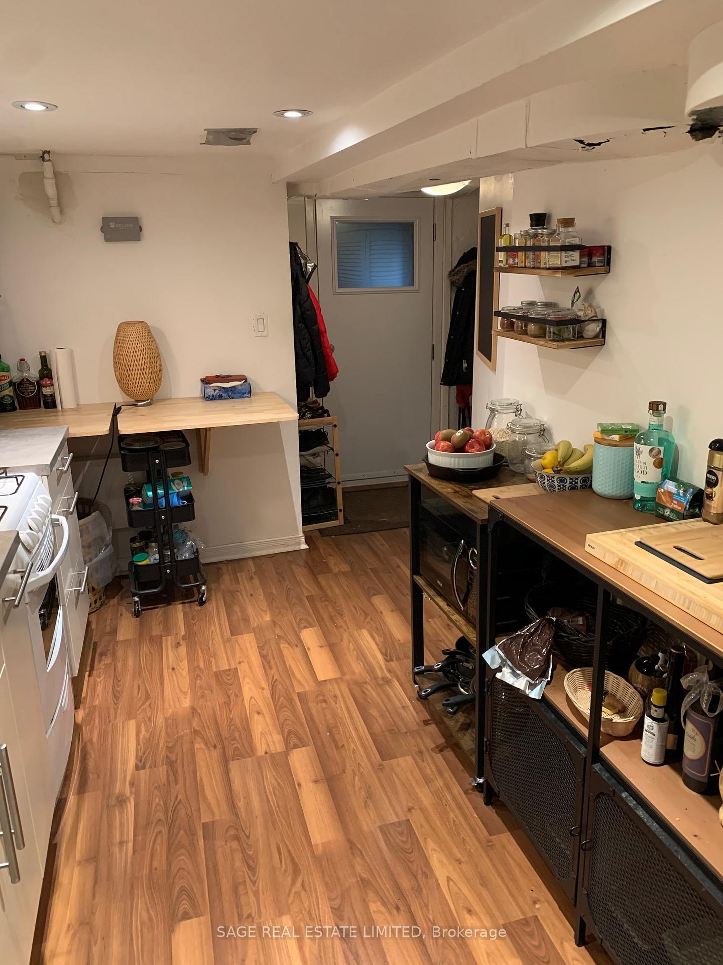 Photo 4 of 376 Shaw Street, Toronto, Trinity-Bellwoods — HOMEH