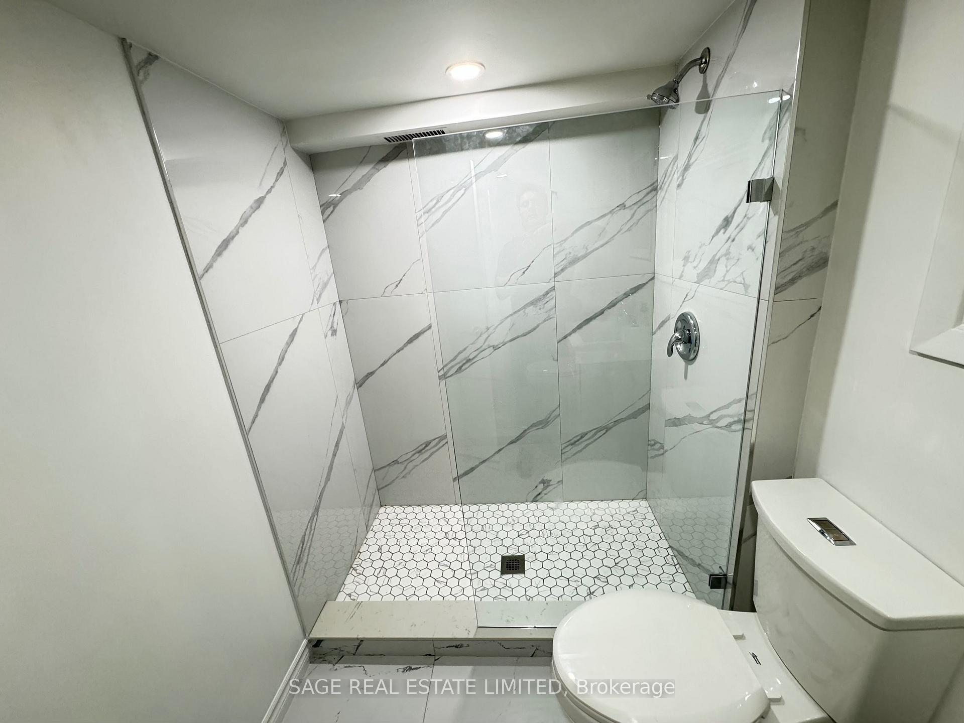 Photo 14 of 376 Shaw Street, Toronto, Trinity-Bellwoods — HOMEH