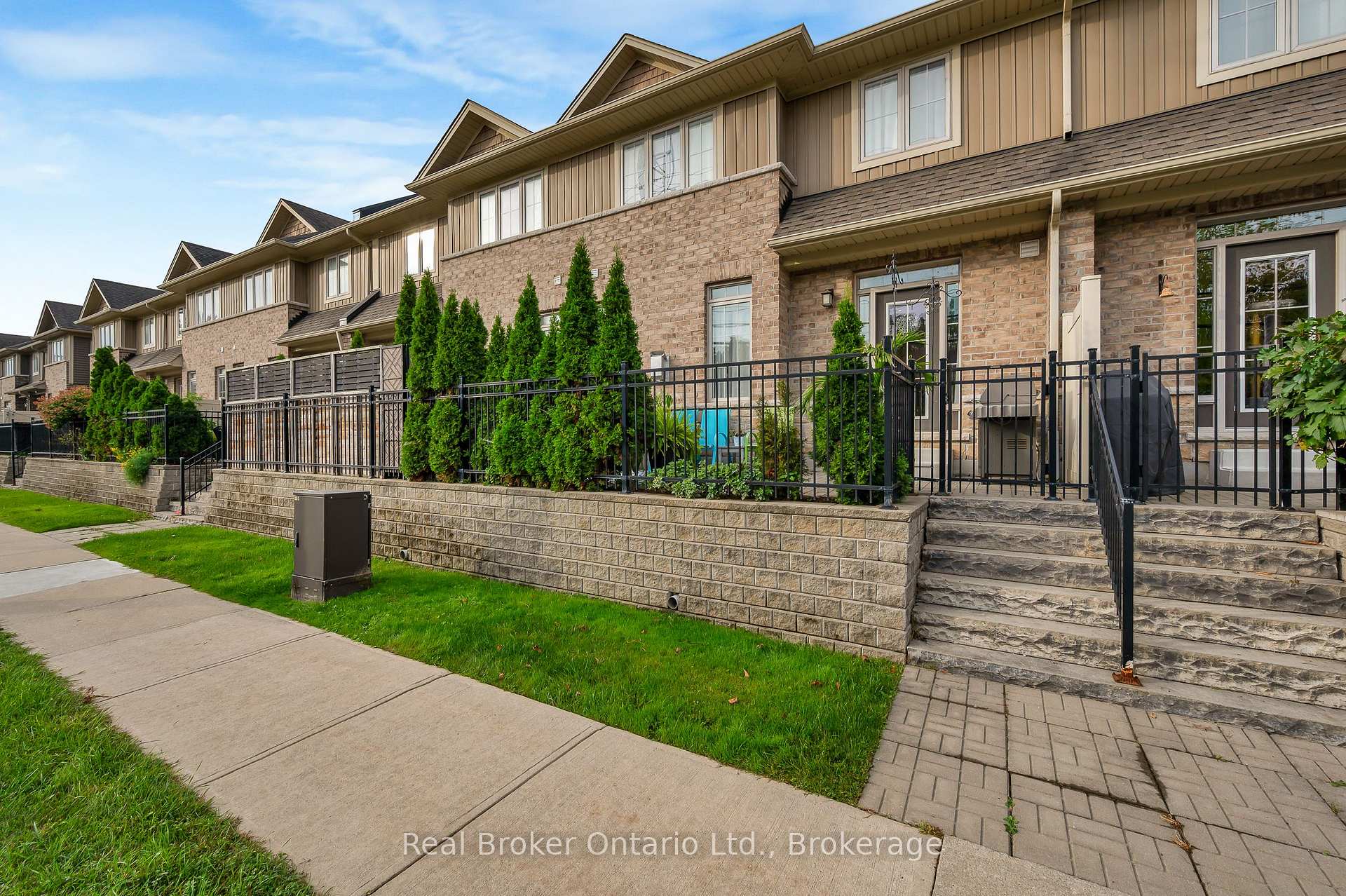 Photo 31 of Unit 77, 80 Willow Street, Brant, Paris — HOMEH