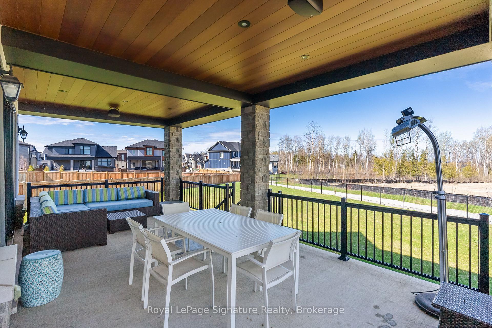 Photo 12 of 110 Cattail Crescent, Blue Mountains — HOMEH