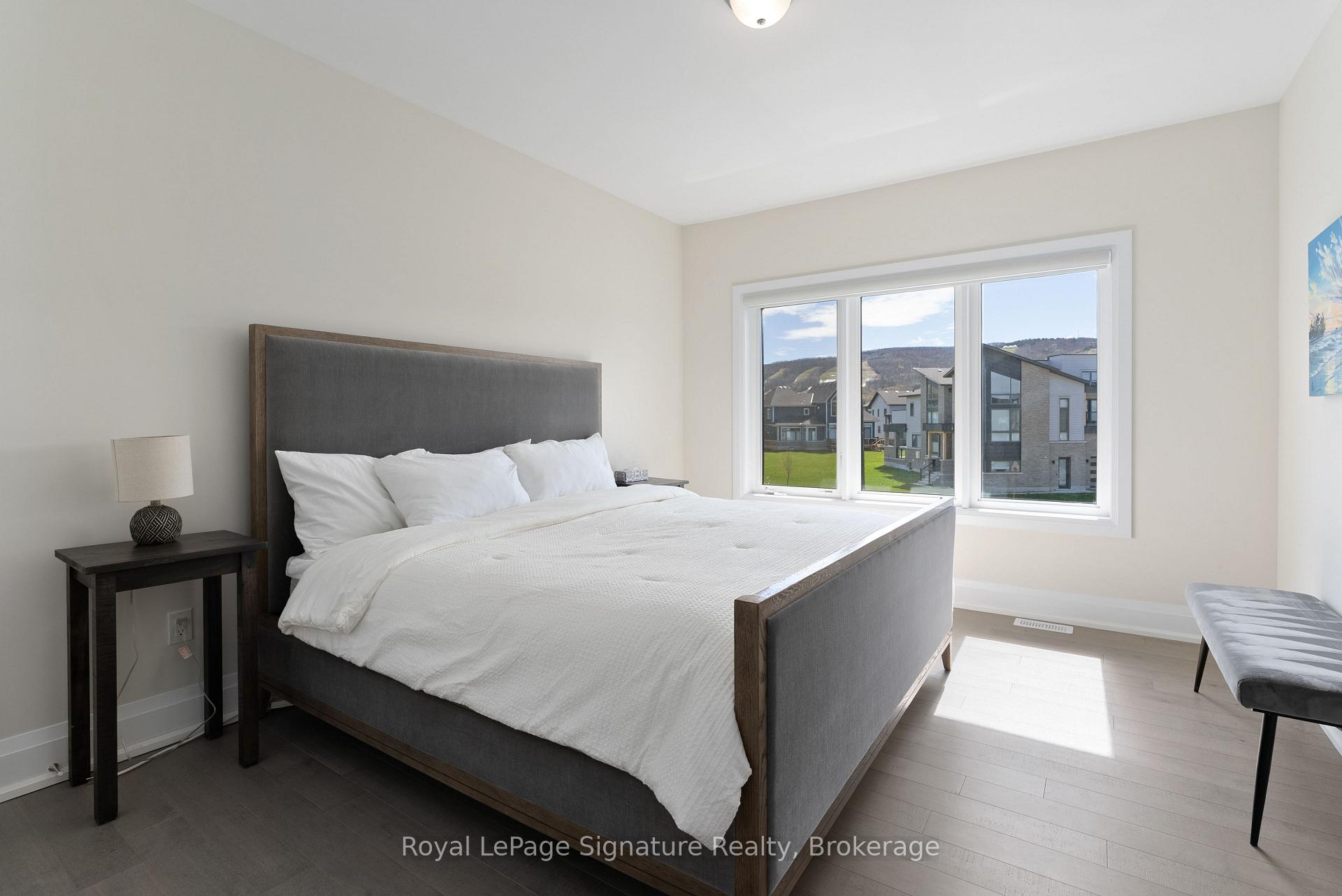 Photo 27 of 110 Cattail Crescent, Blue Mountains — HOMEH