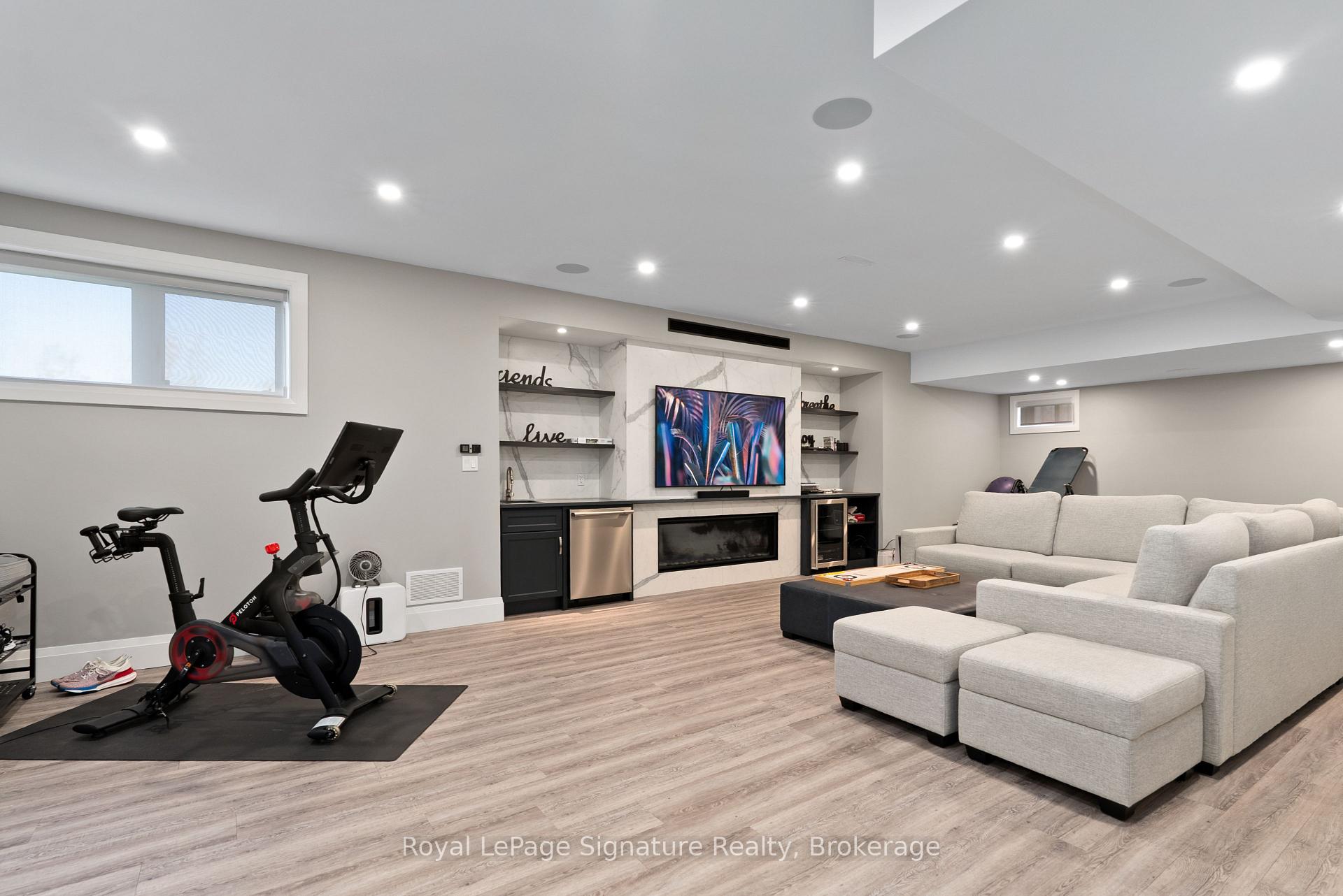 Photo 34 of 110 Cattail Crescent, Blue Mountains — HOMEH