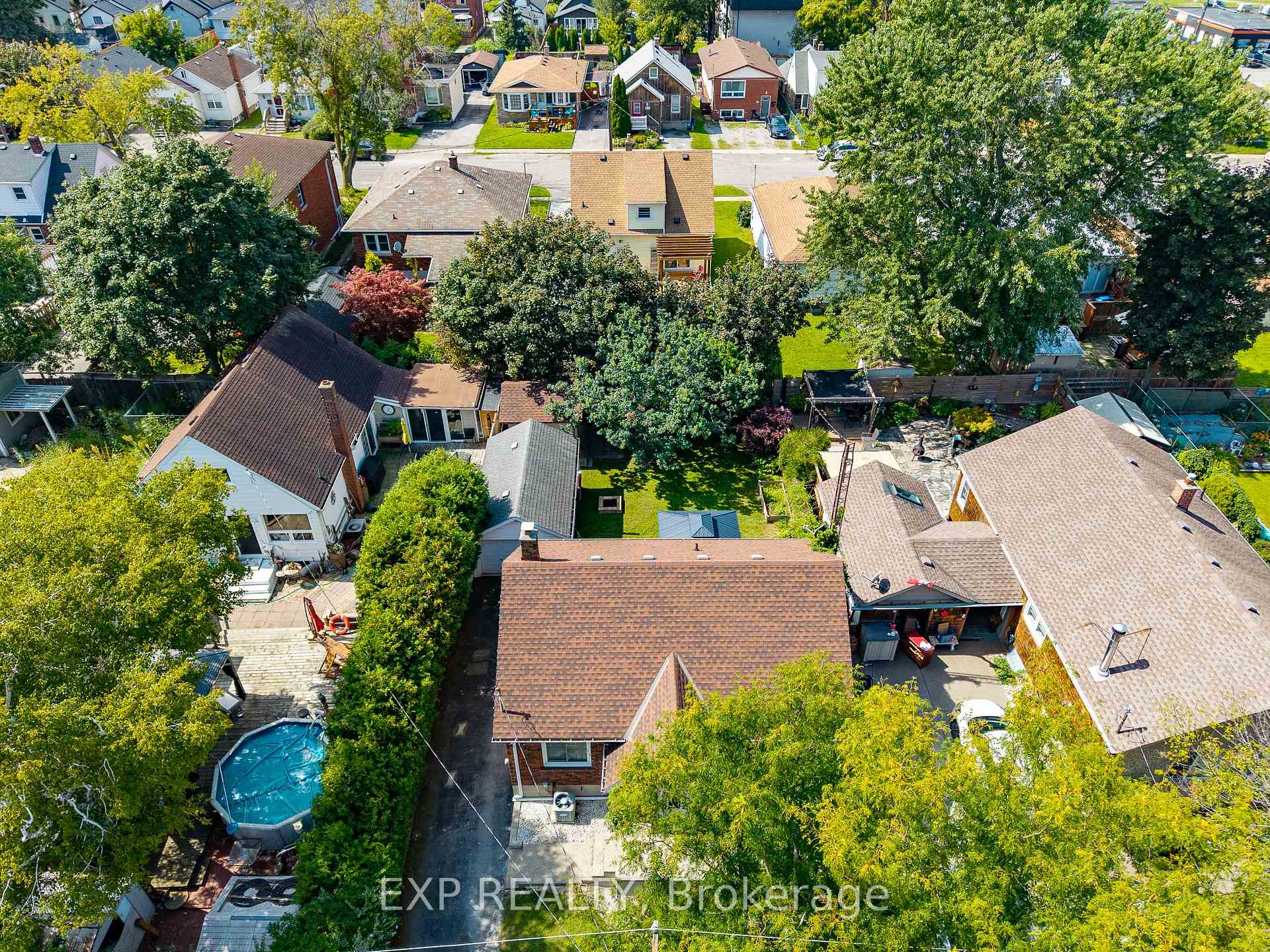 Photo 4 of 61 Marmora Street, St. Catharines, E. Chester — HOMEH