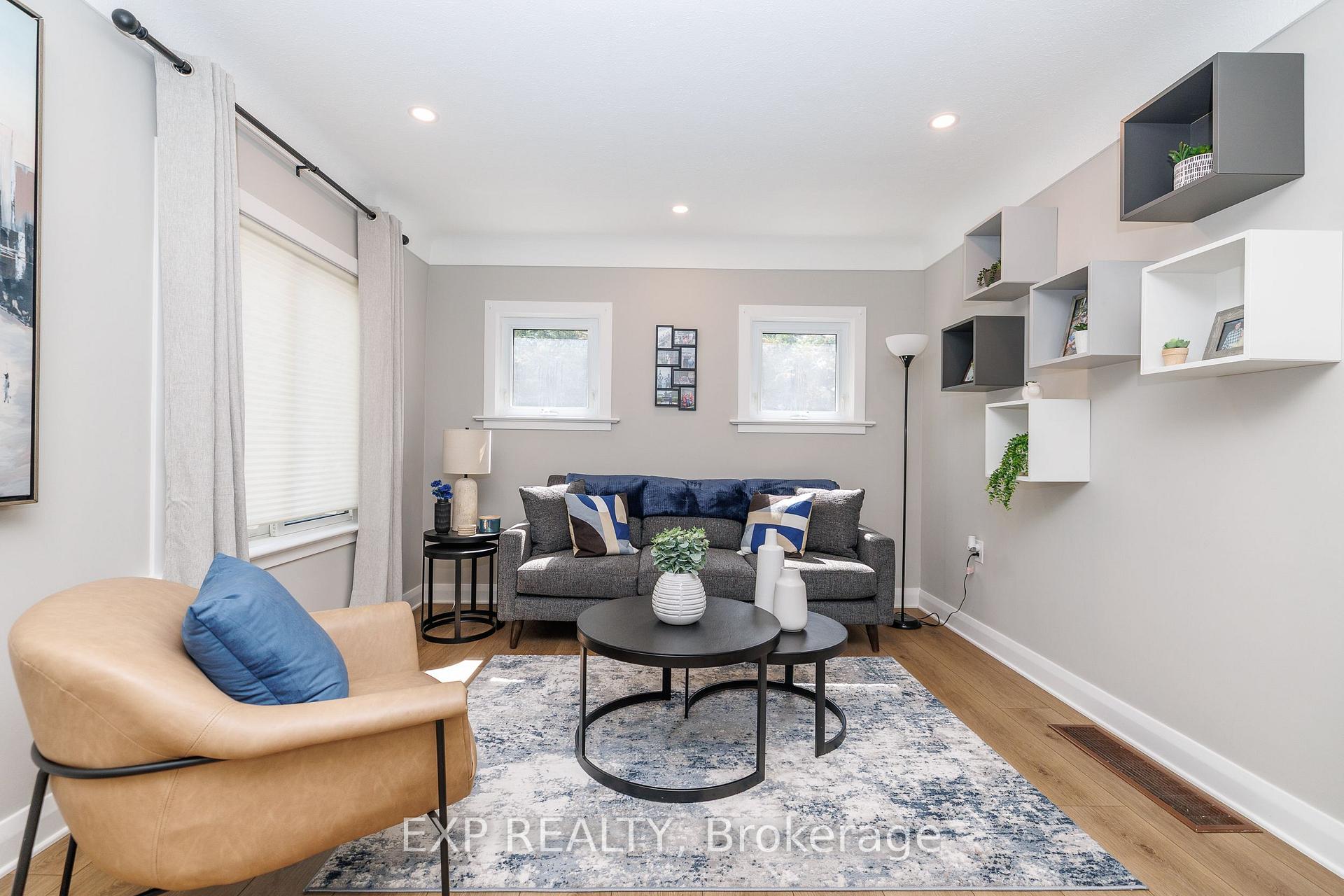 Photo 9 of 61 Marmora Street, St. Catharines, E. Chester — HOMEH