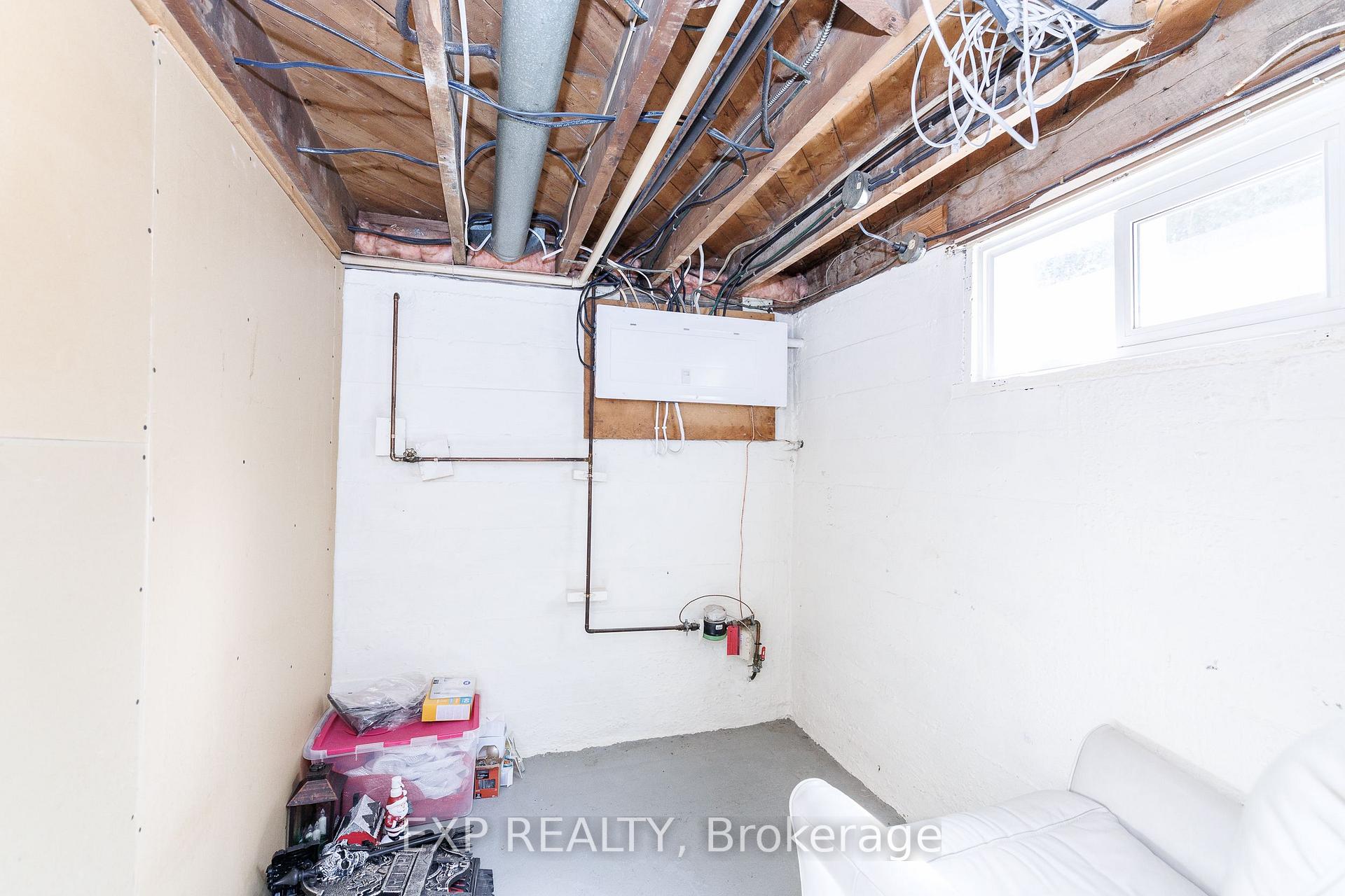 Photo 29 of 61 Marmora Street, St. Catharines, E. Chester — HOMEH