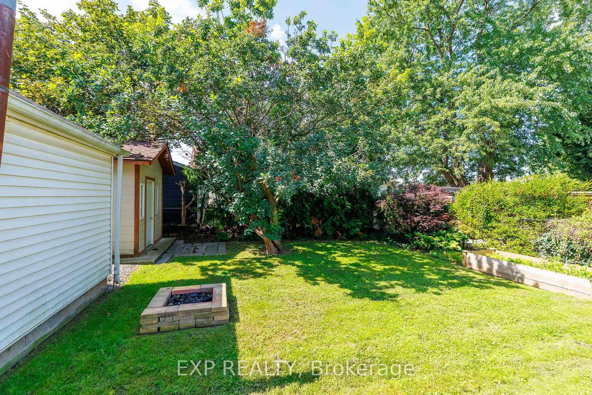 Photo 33 of 61 Marmora Street, St. Catharines, E. Chester — HOMEH