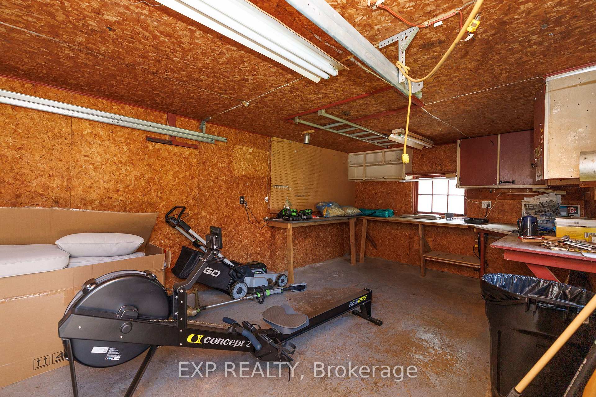 Photo 36 of 61 Marmora Street, St. Catharines, E. Chester — HOMEH