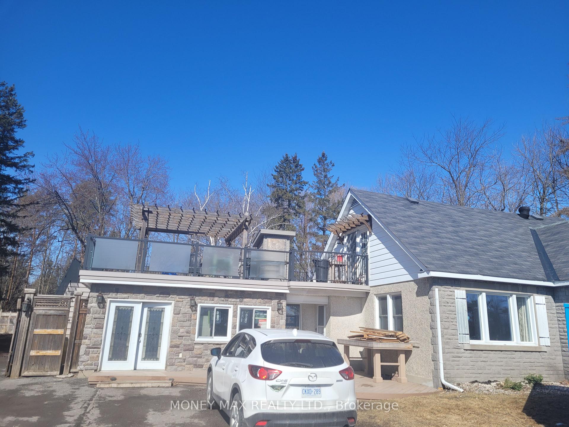 Photo of Unit B, 2952 Prince Of Wales Drive
