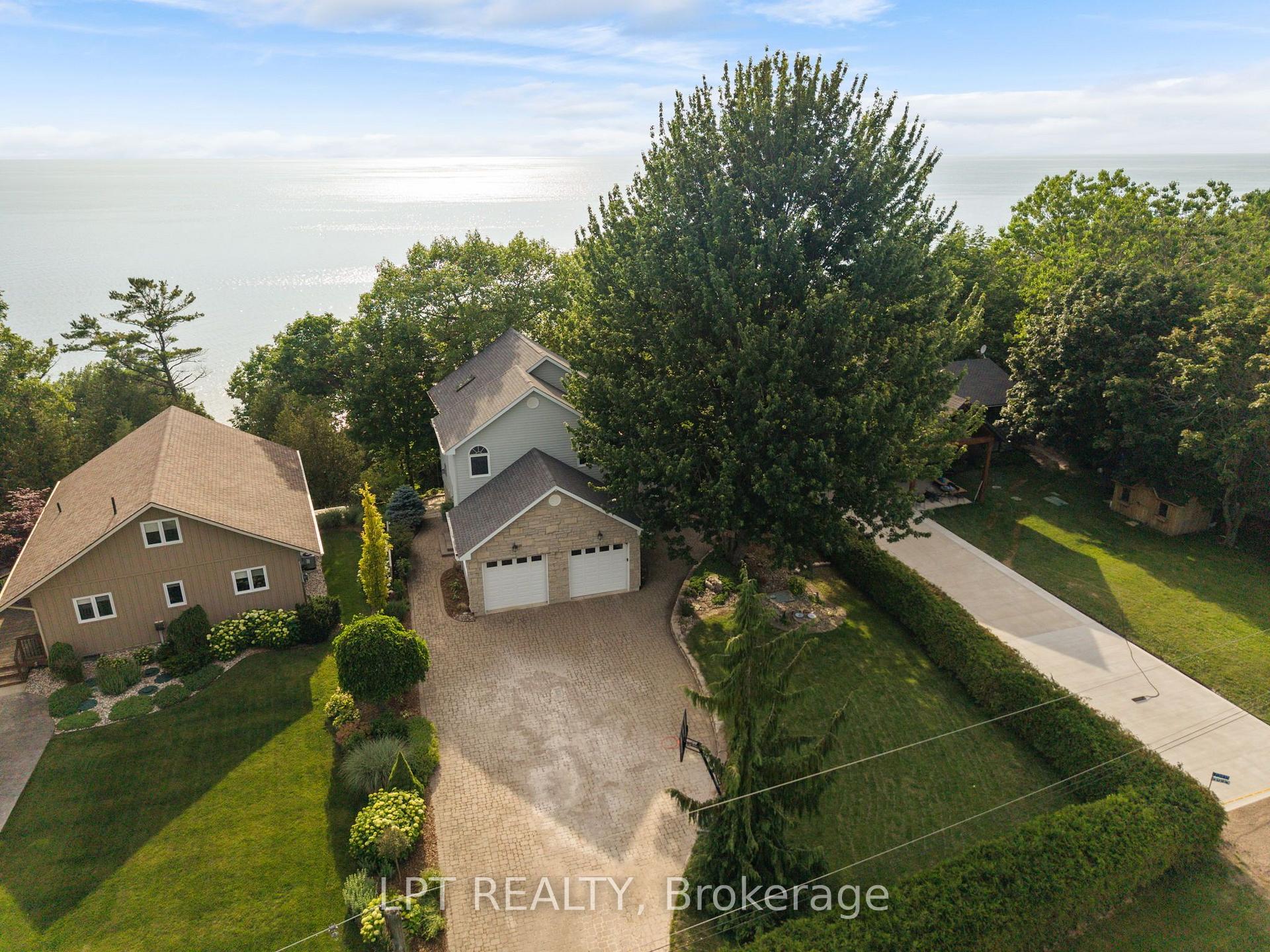 Photo 4 of 73411 Sandy Beach Road, Bluewater, Hay — HOMEH
