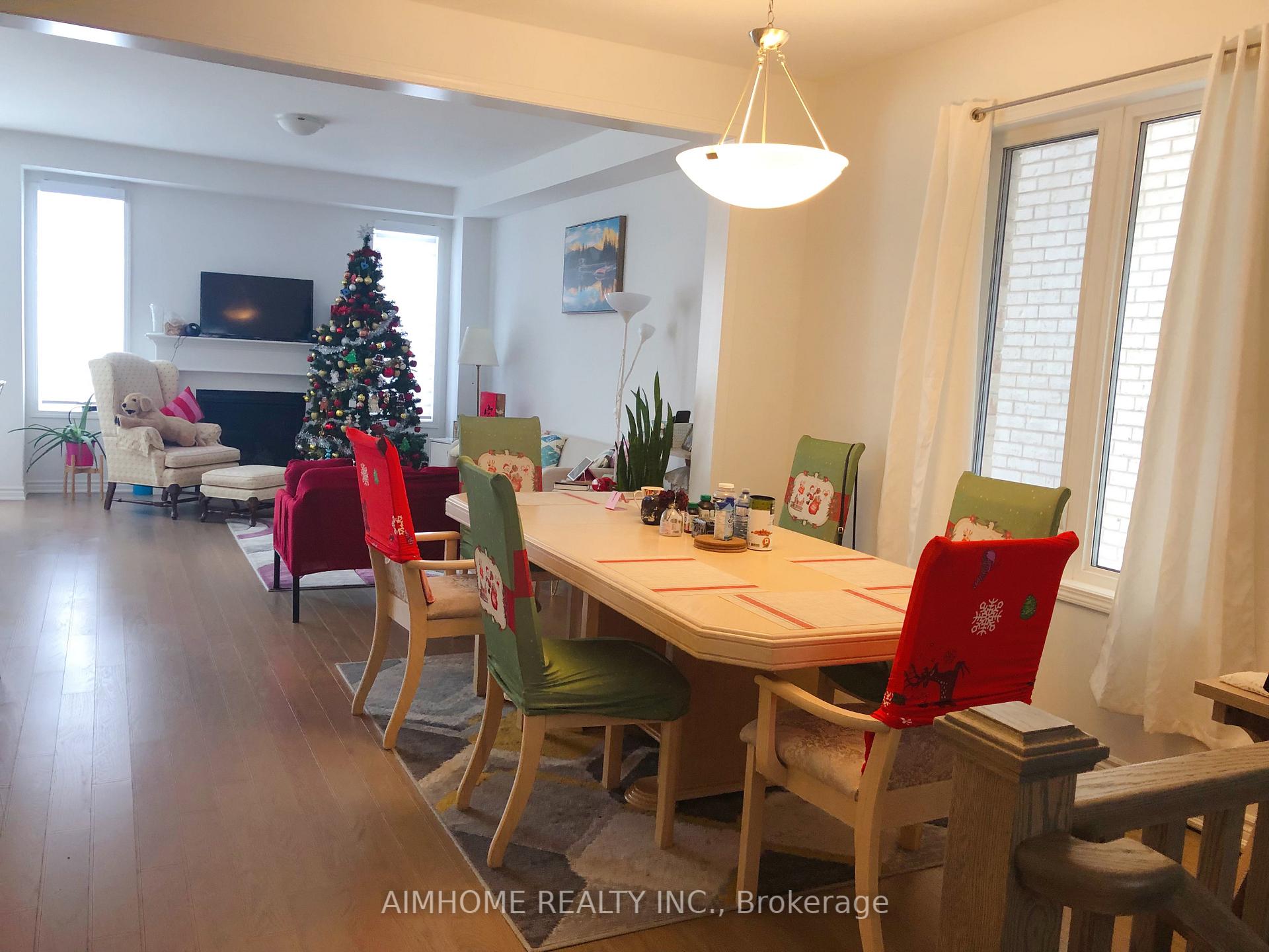 Photo 2 of 1261 Manitou Way, Milton, Bowes — HOMEH