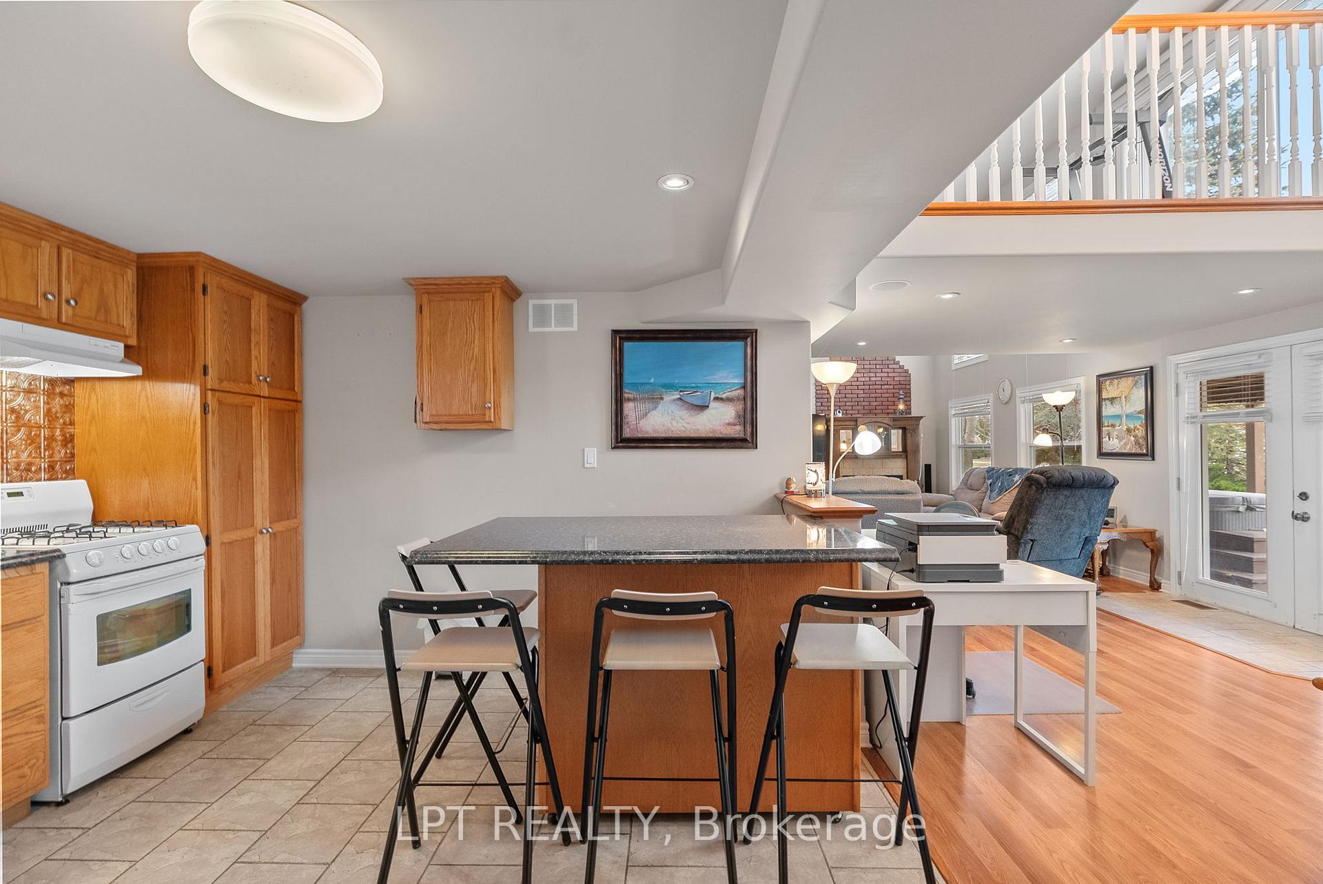 Photo 10 of 33810 Darryl Court, Bluewater, Hay — HOMEH