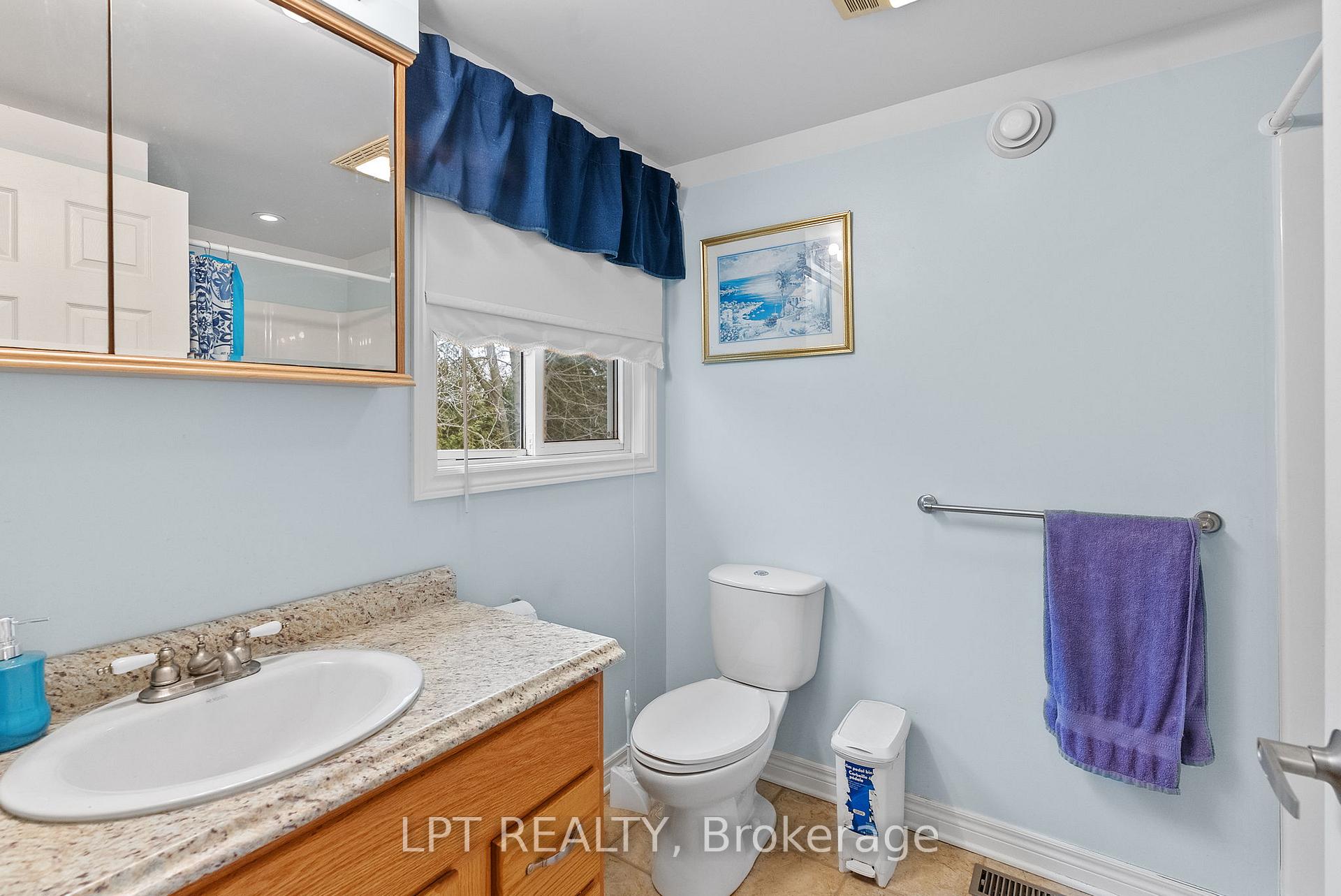 Photo 23 of 33810 Darryl Court, Bluewater, Hay — HOMEH