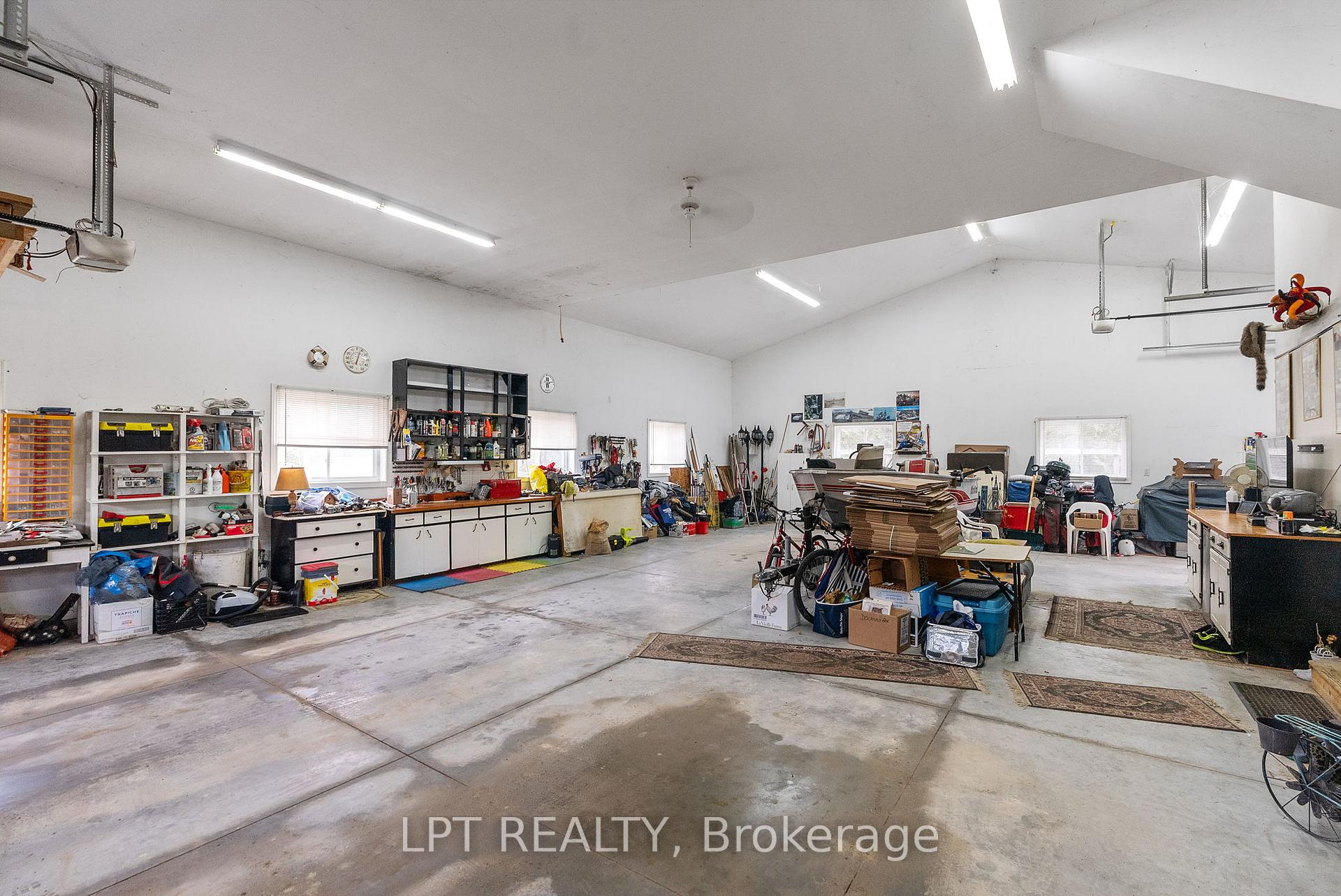 Photo 31 of 33810 Darryl Court, Bluewater, Hay — HOMEH